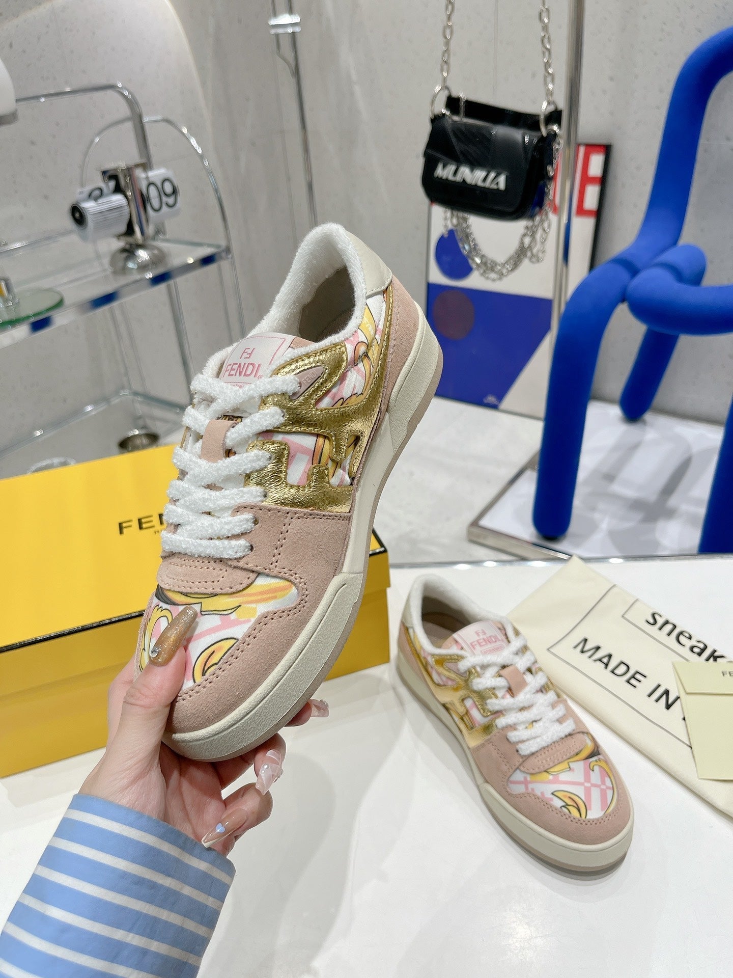 Luxury Shoes - FED - 587