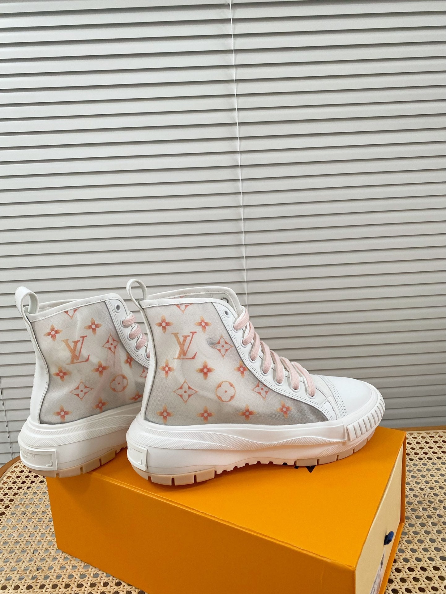 Luxury Shoes - LU-V - 1127