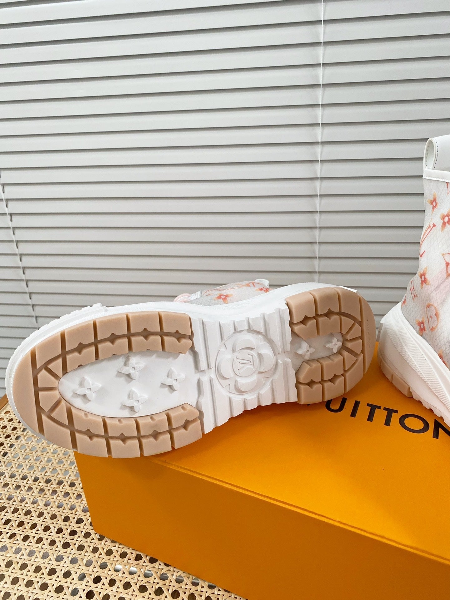 Luxury Shoes - LU-V - 1127