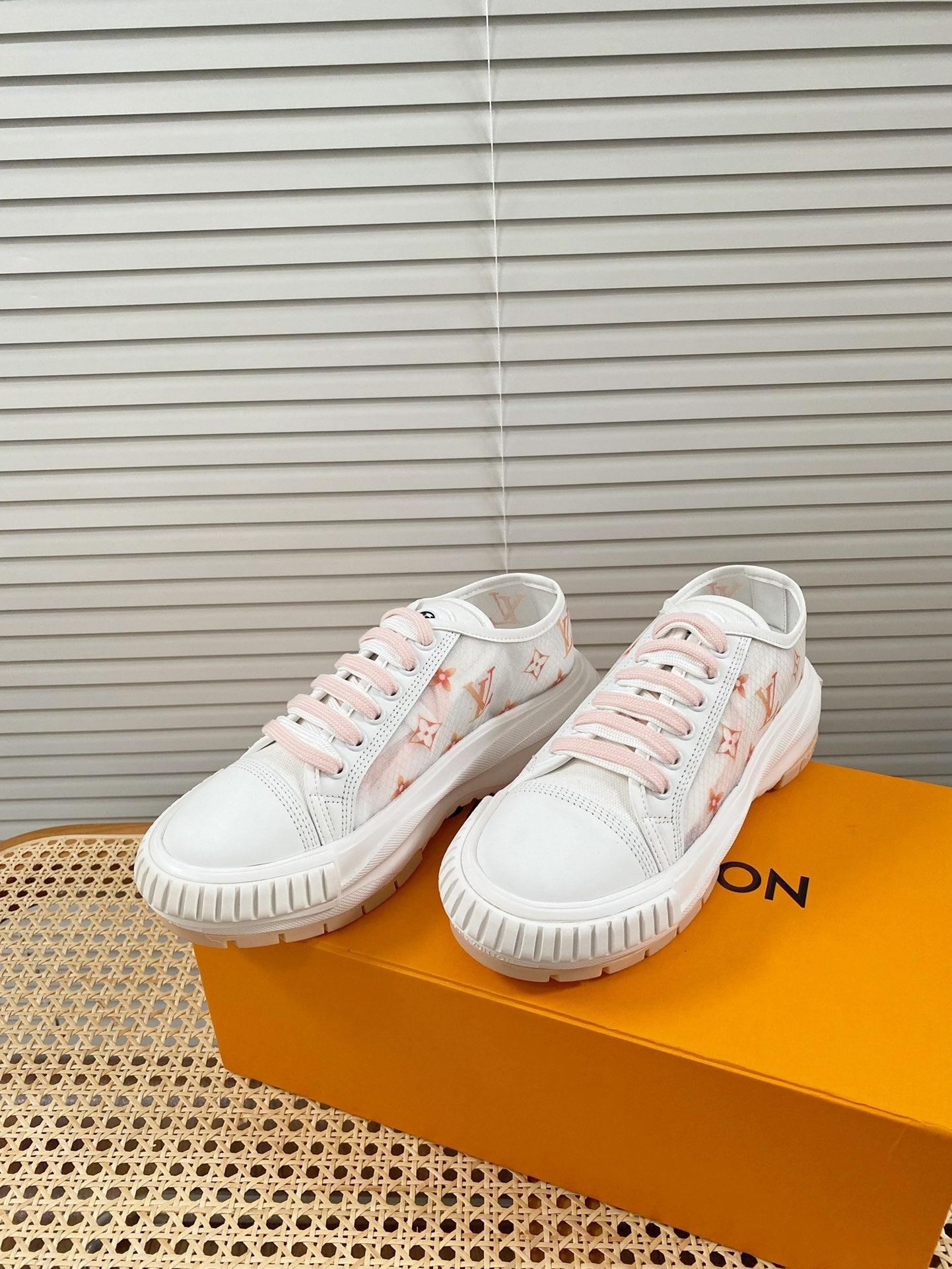 Luxury Shoes - LU-V - 1128