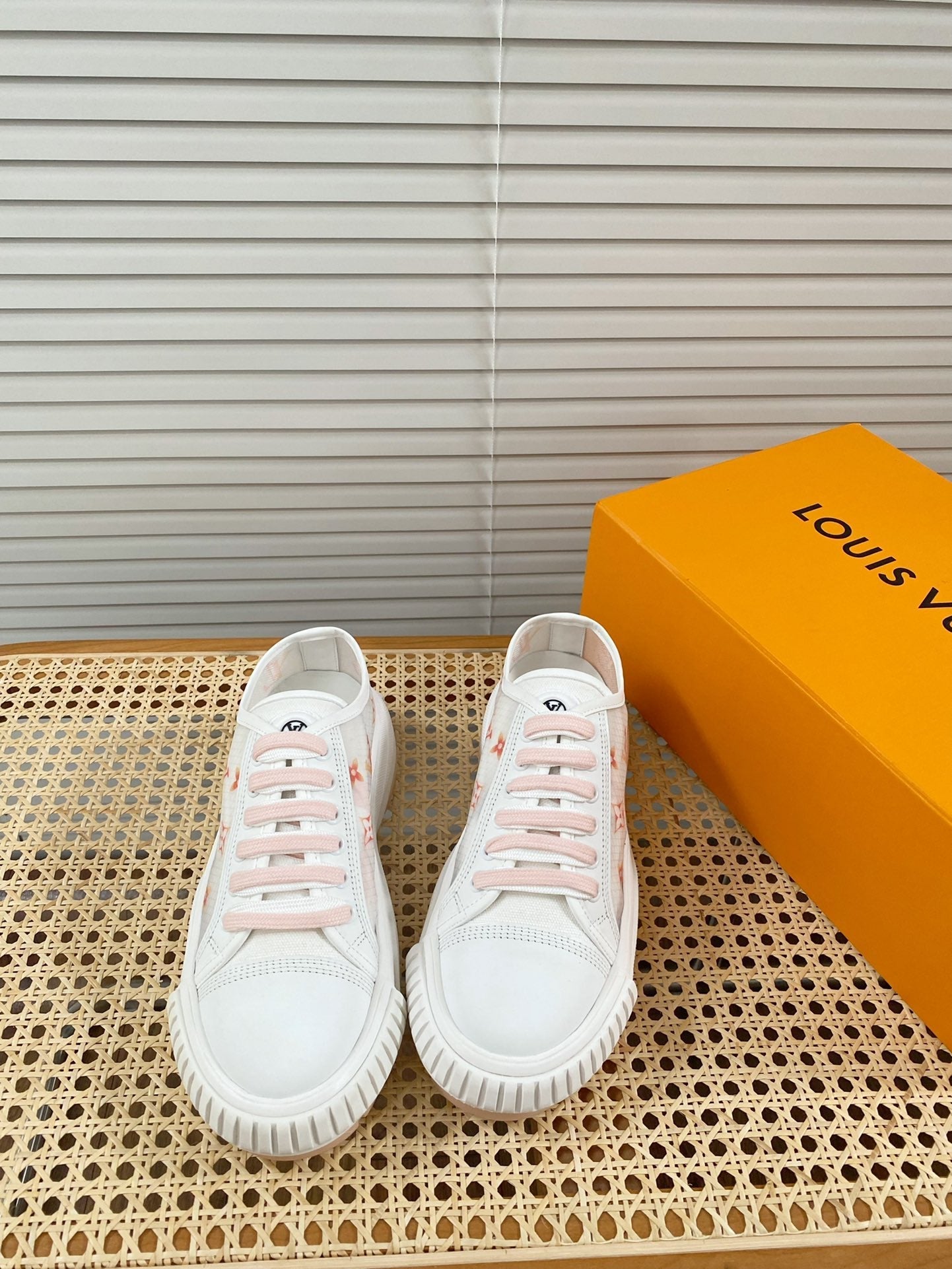 Luxury Shoes - LU-V - 1128