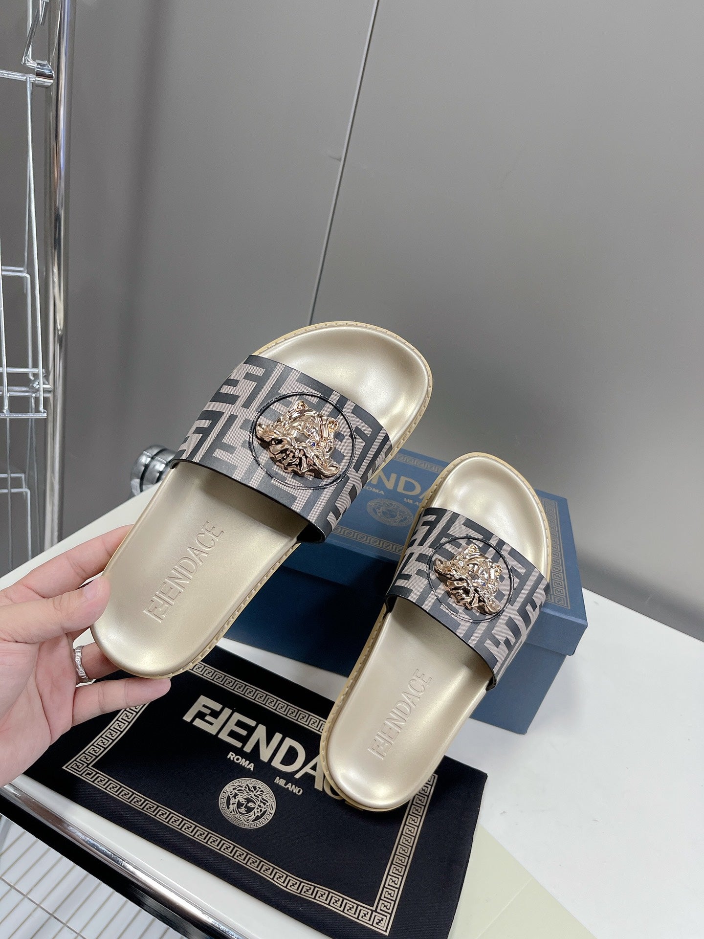 Luxury Shoes - FED - 519