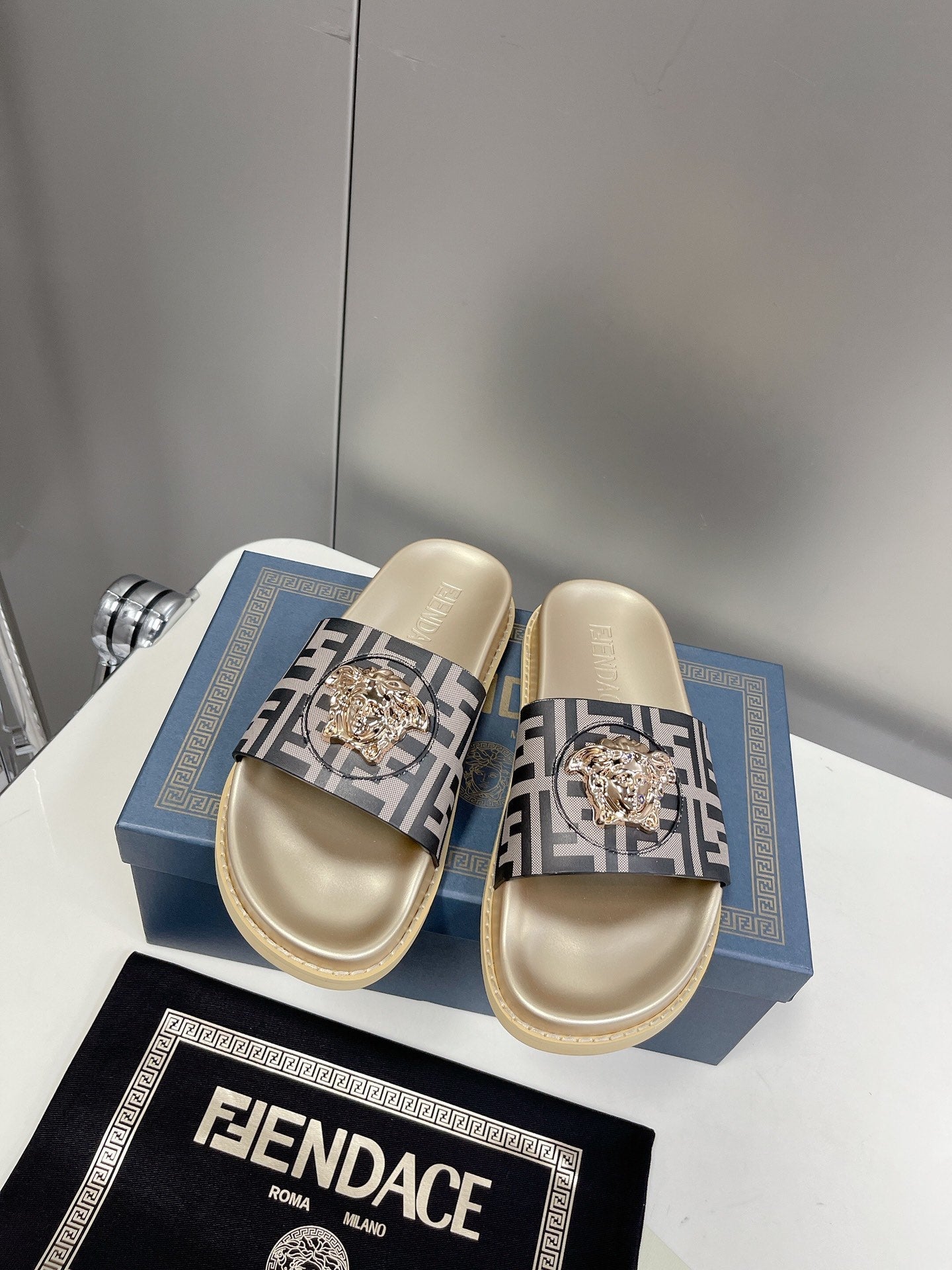 Luxury Shoes - FED - 519