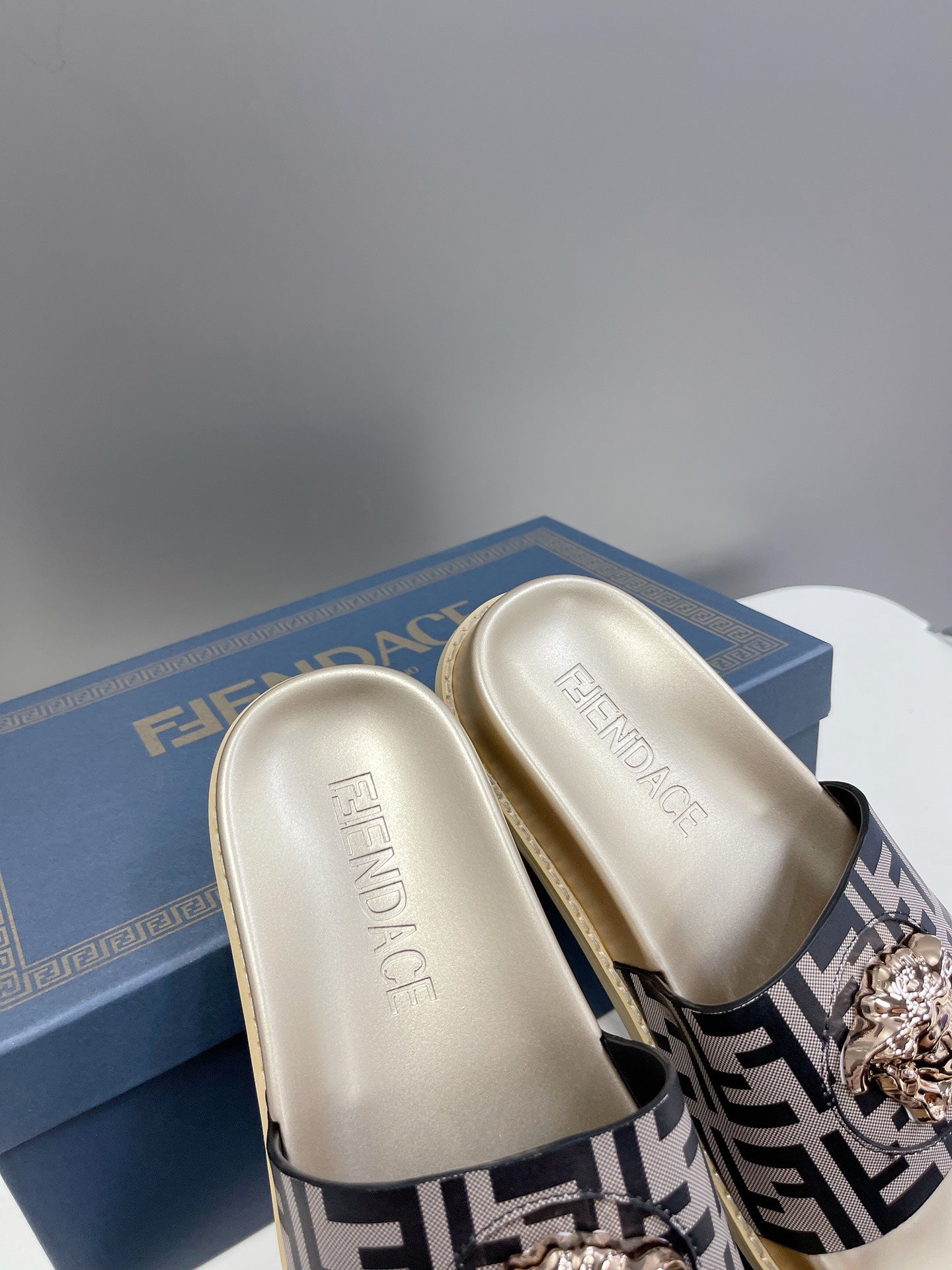 Luxury Shoes - FED - 519