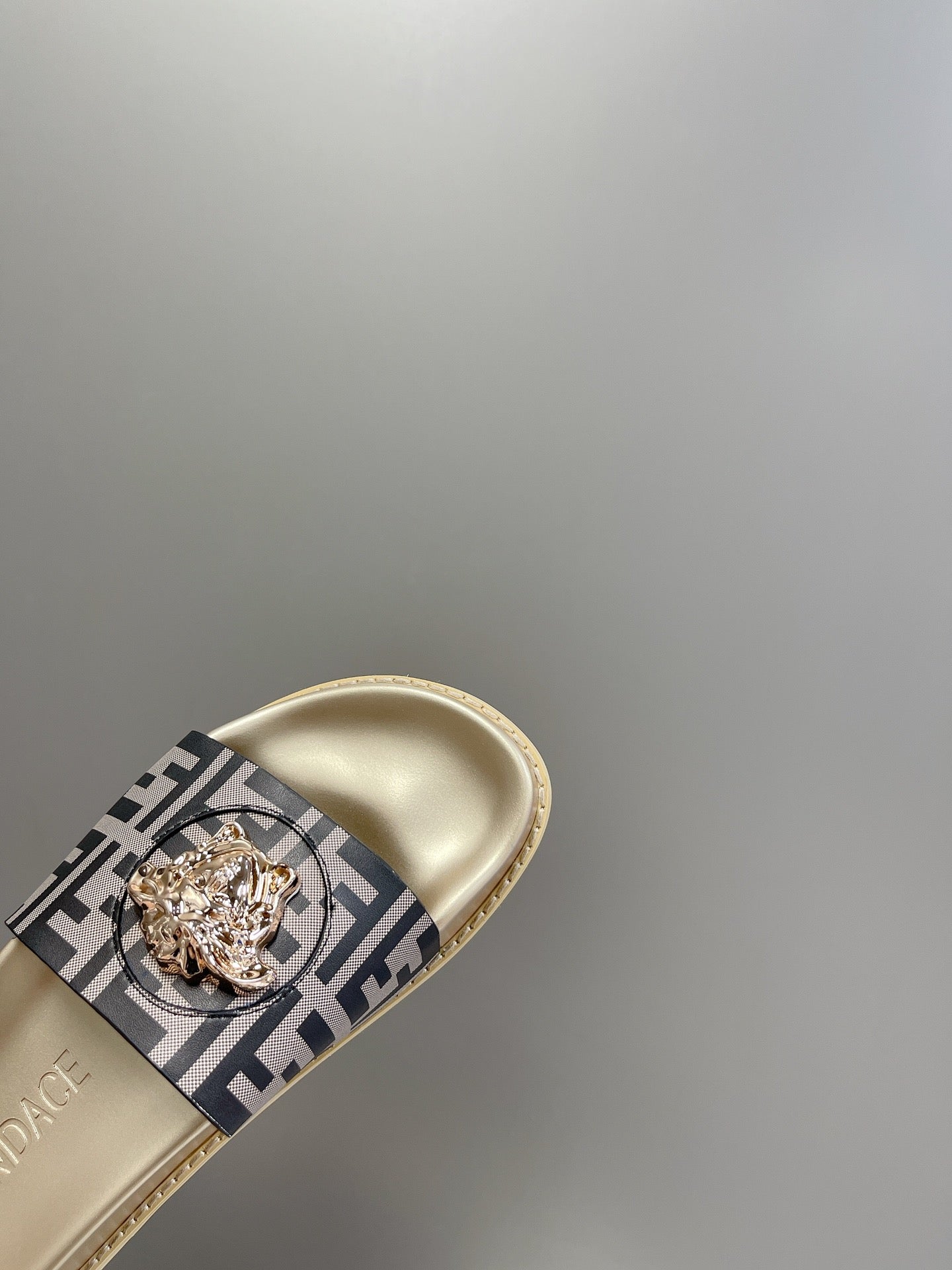 Luxury Shoes - FED - 519