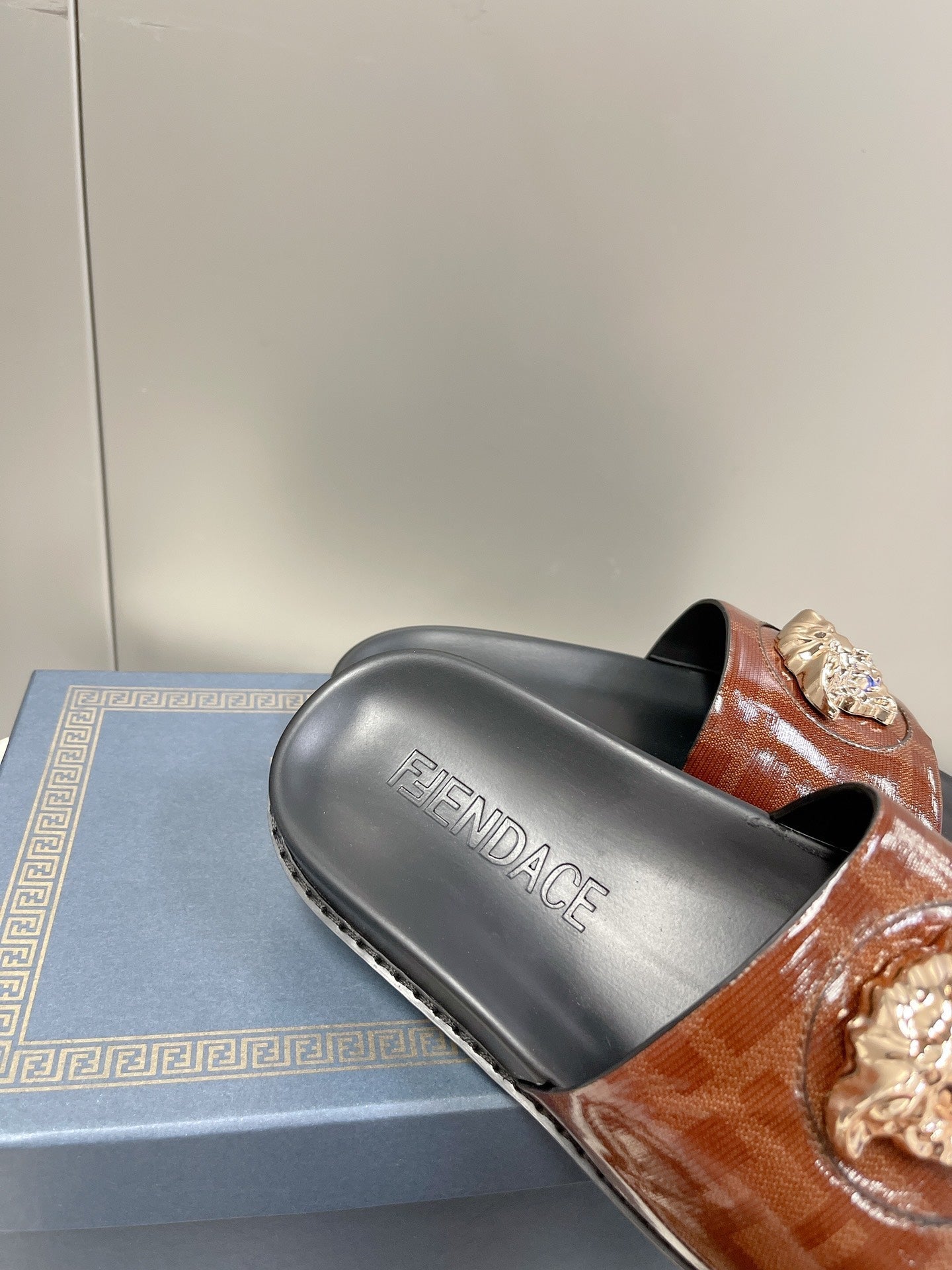 Luxury Shoes - FED - 518