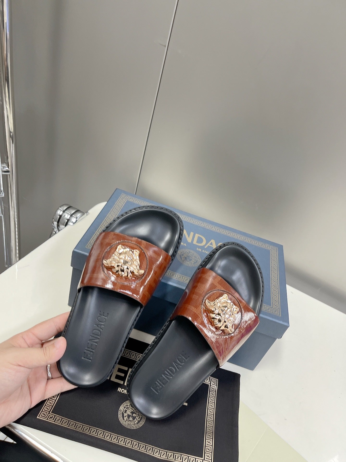 Luxury Shoes - FED - 518