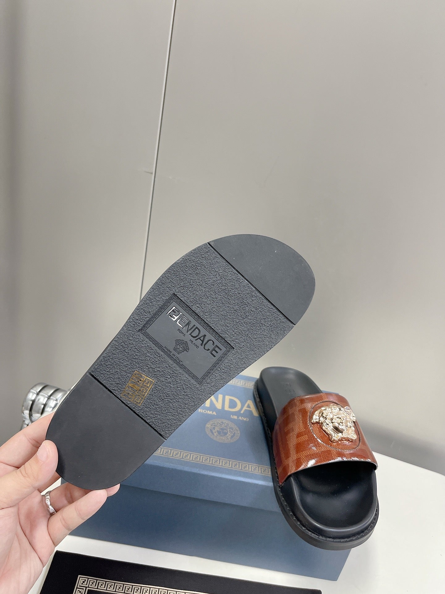 Luxury Shoes - FED - 518