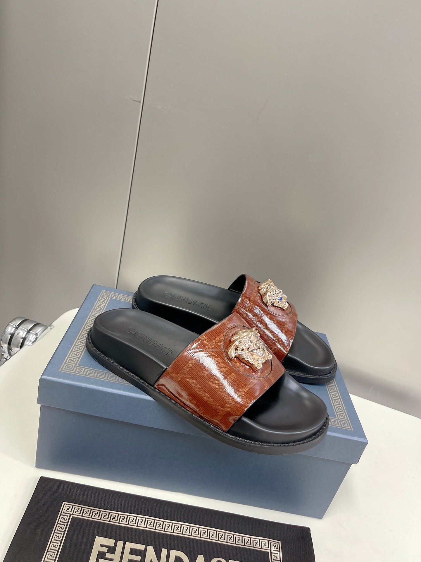 Luxury Shoes - FED - 518