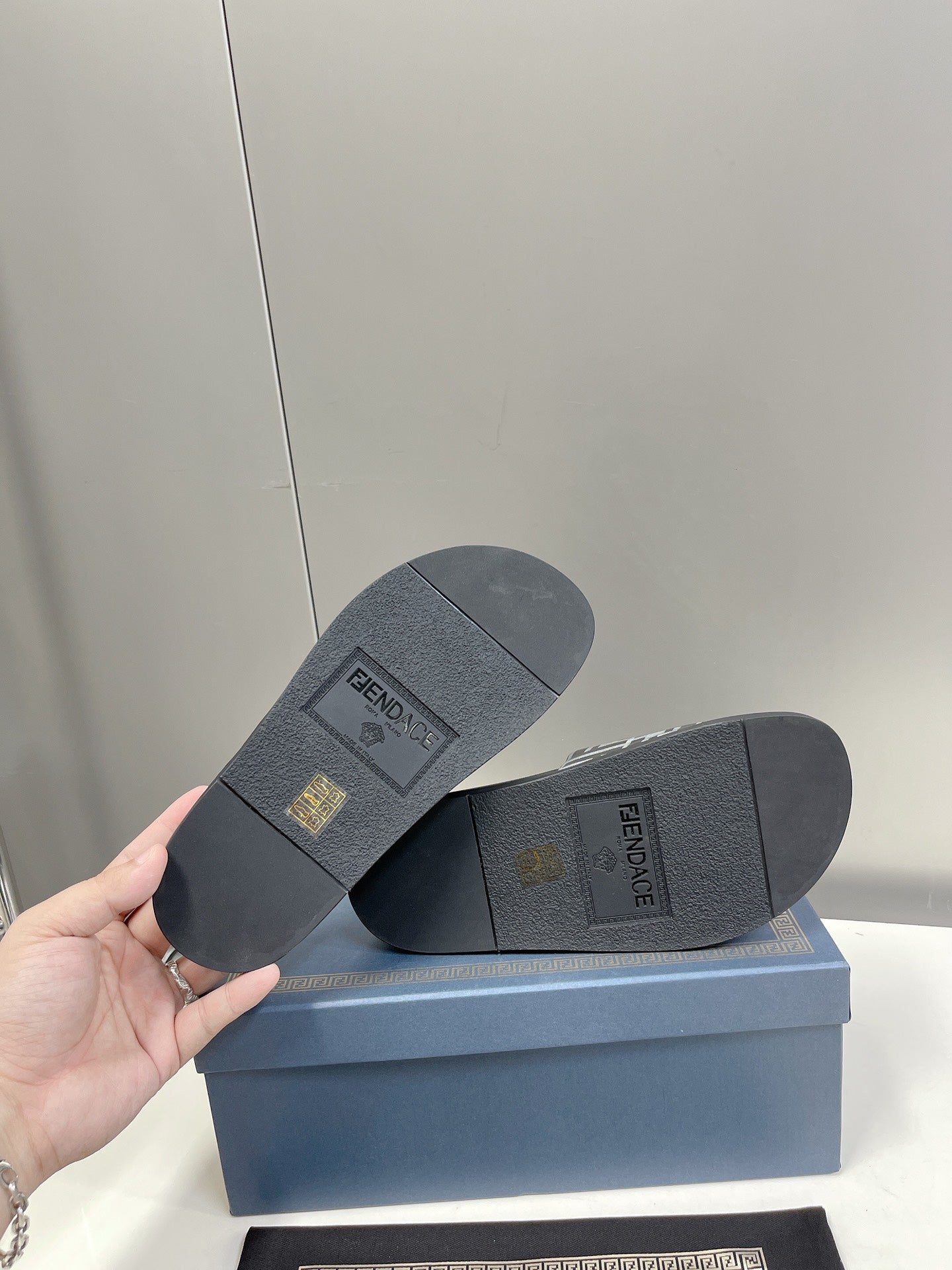 Luxury Shoes - FED - 516