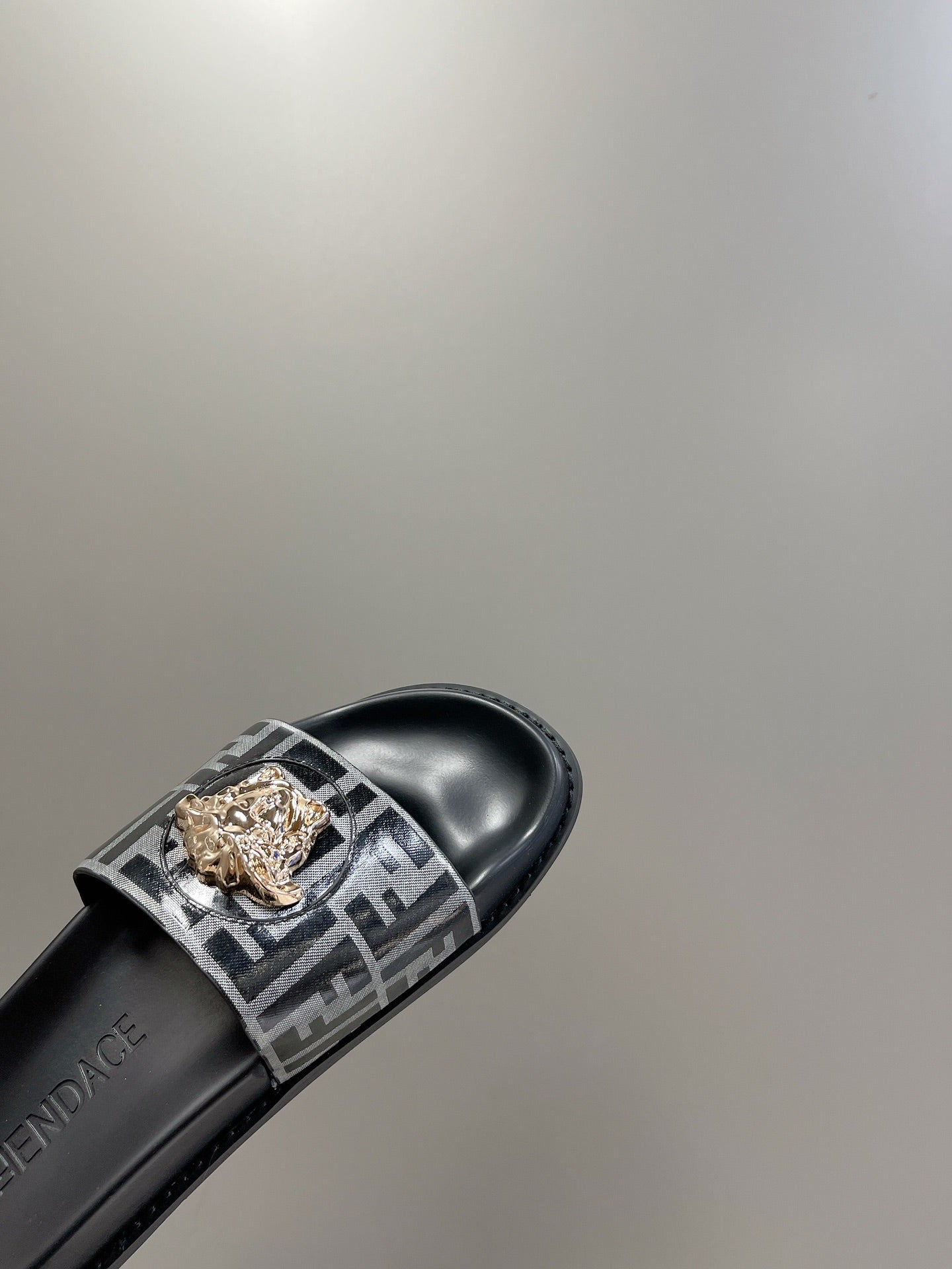 Luxury Shoes - FED - 516