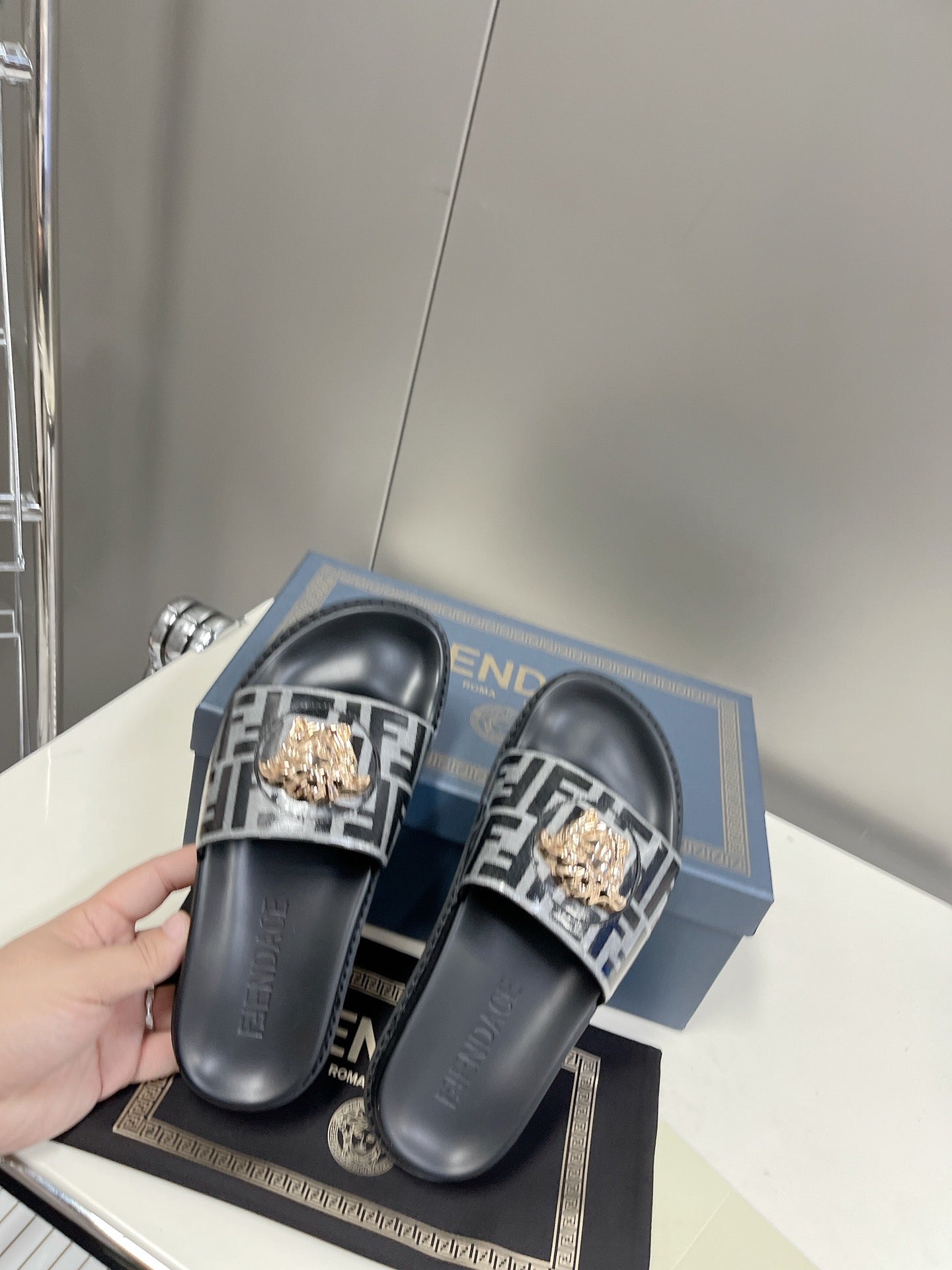 Luxury Shoes - FED - 516