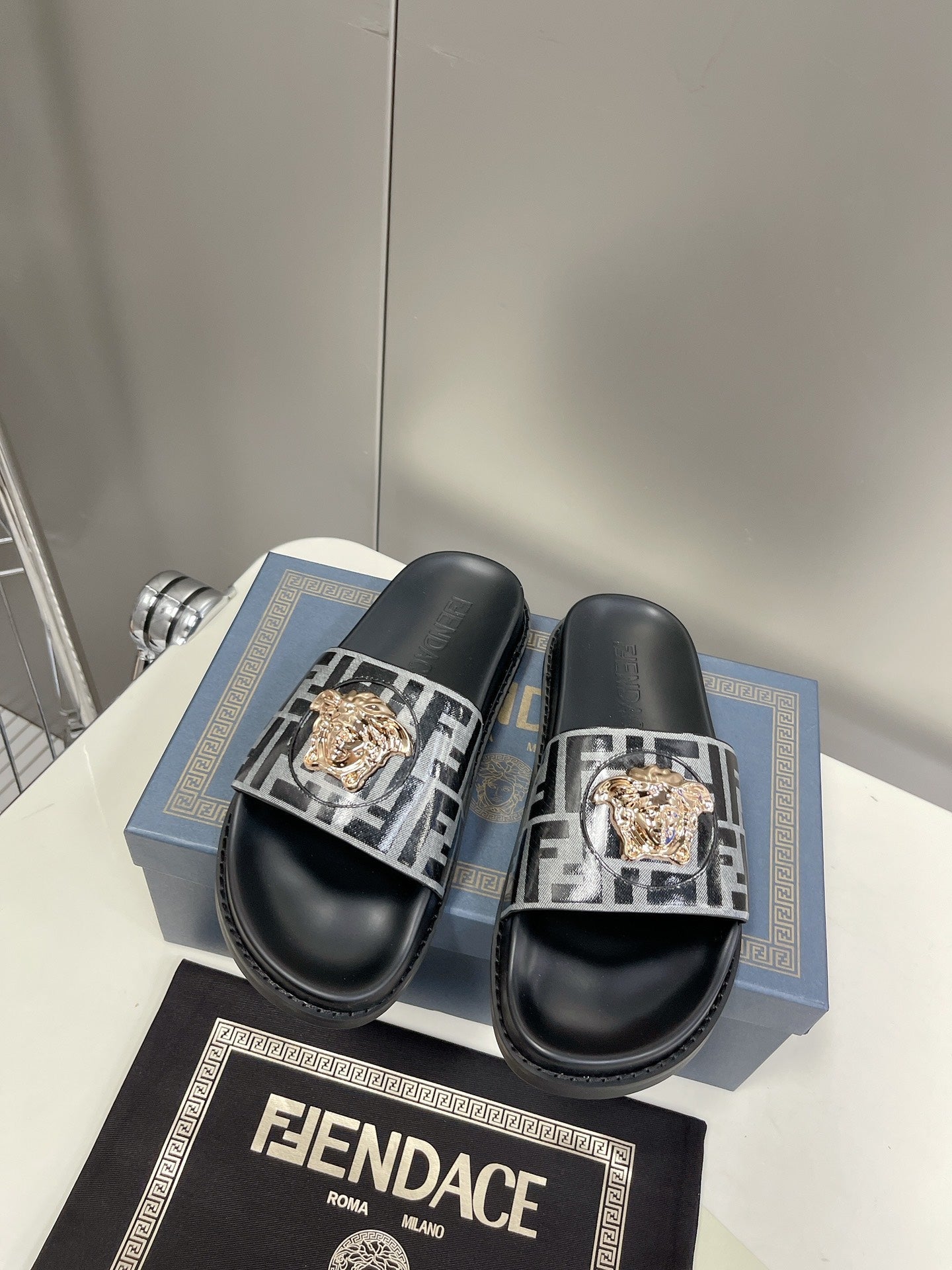 Luxury Shoes - FED - 516