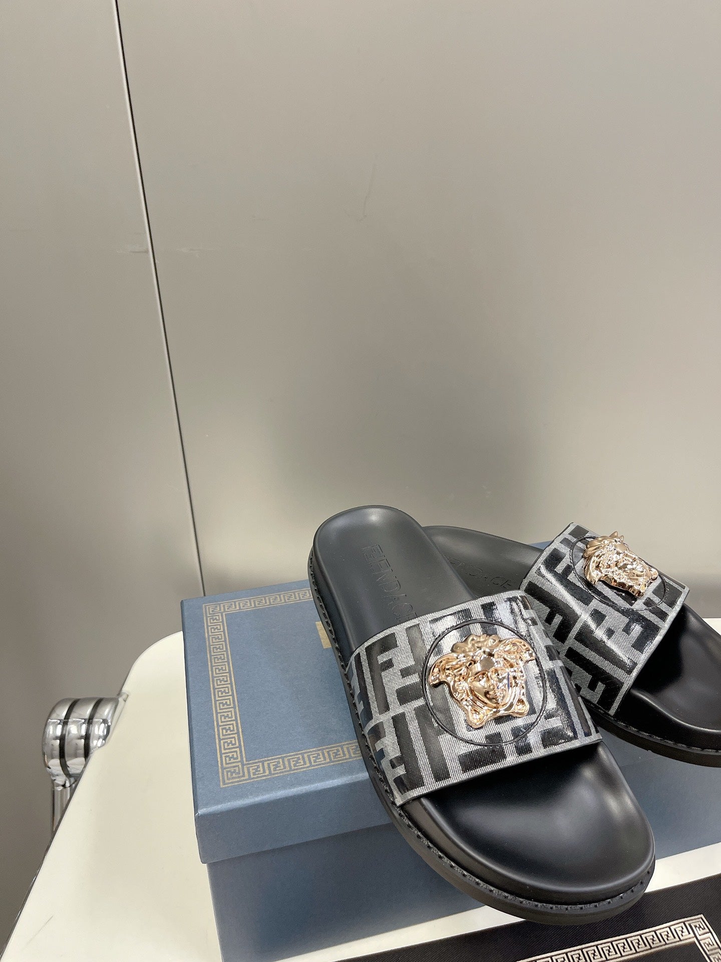 Luxury Shoes - FED - 516