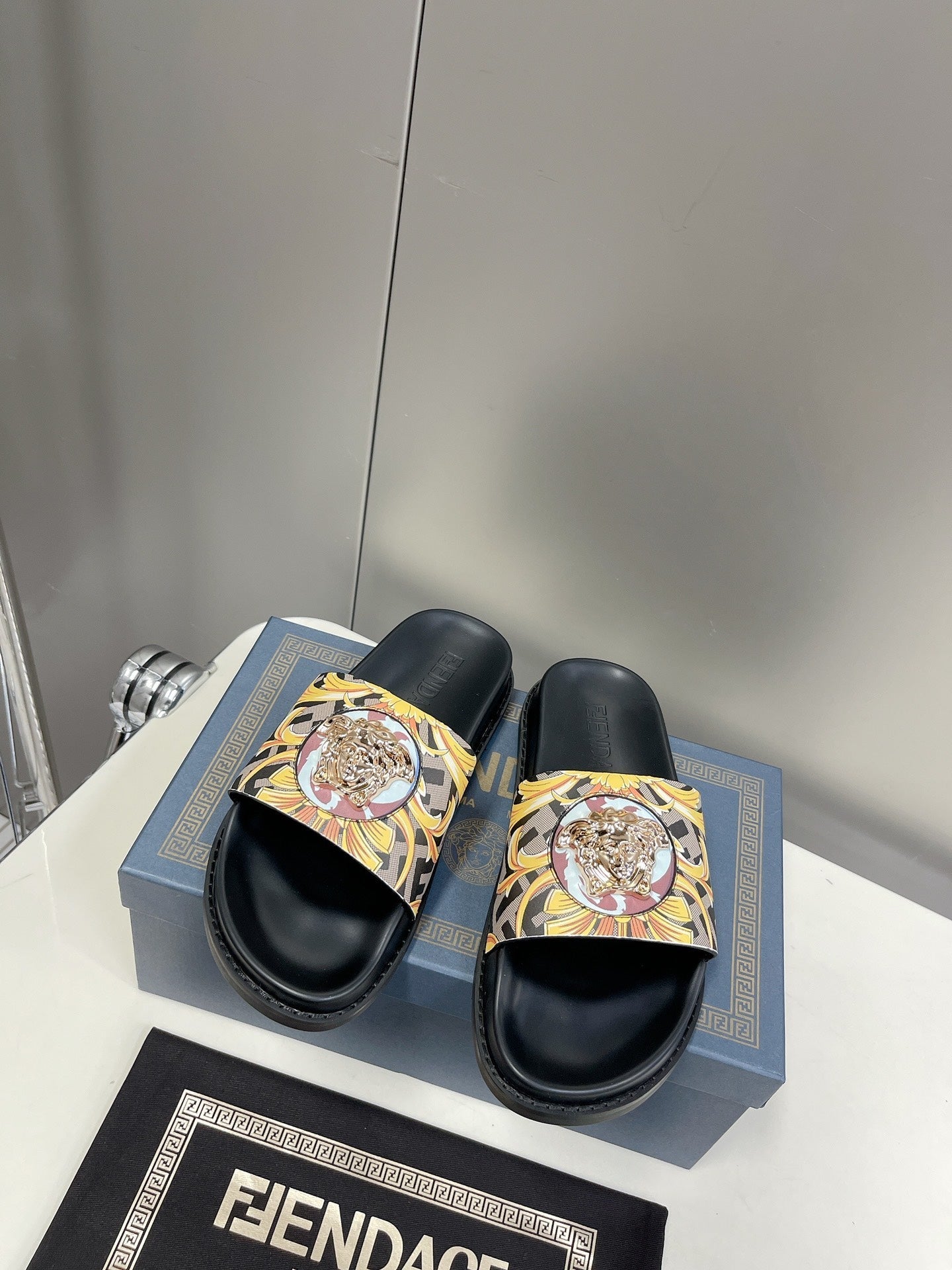 Luxury Shoes - FED - 514