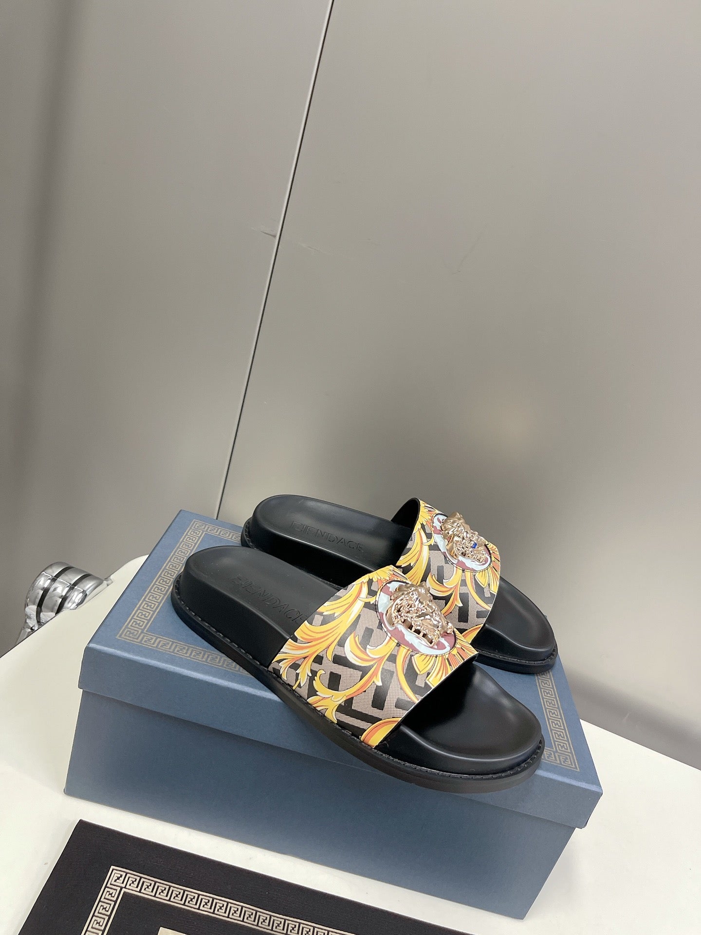 Luxury Shoes - FED - 514