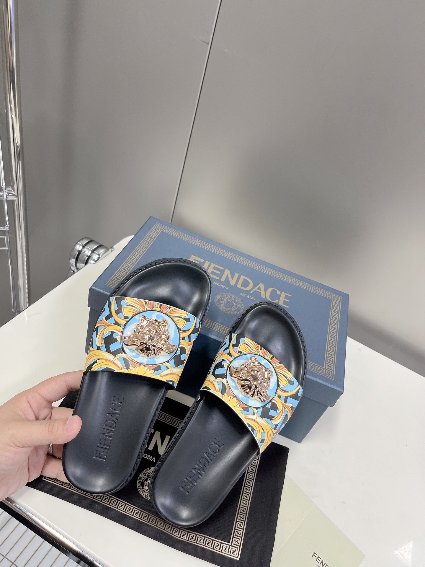 Luxury Shoes - FED - 513