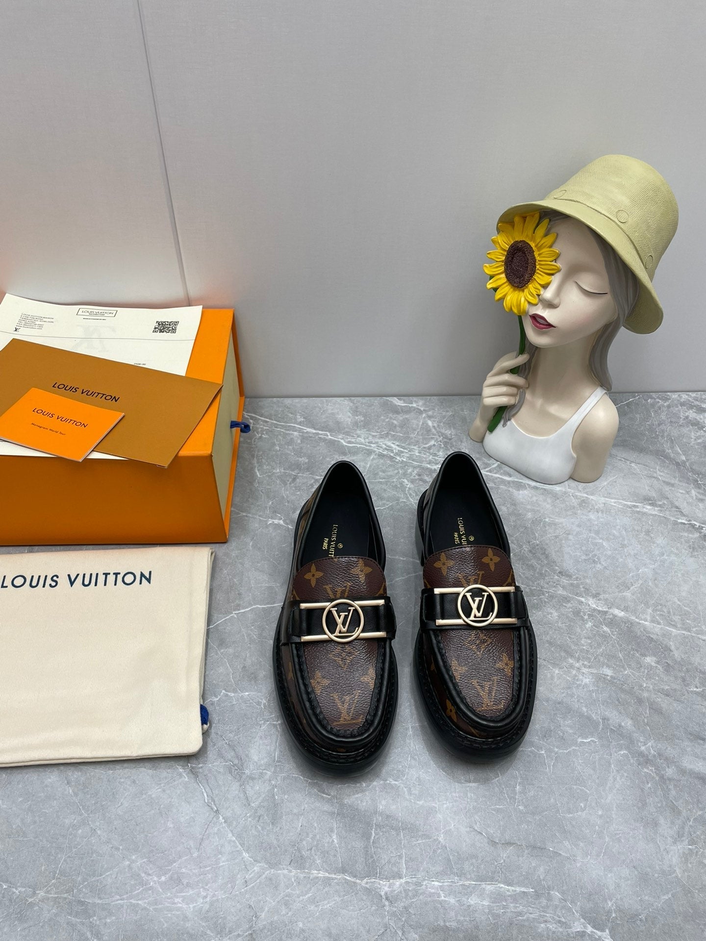 Luxury Shoes - LU-V - 1078