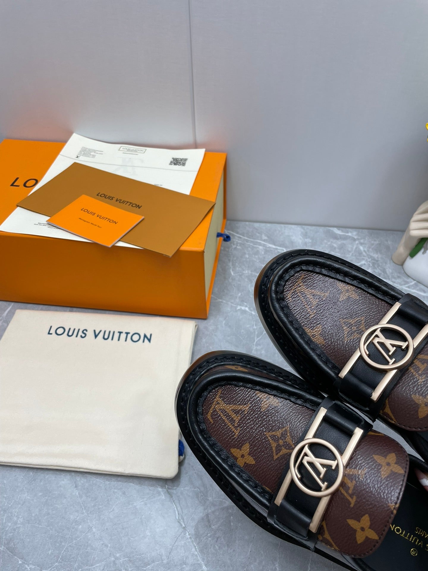 Luxury Shoes - LU-V - 1078