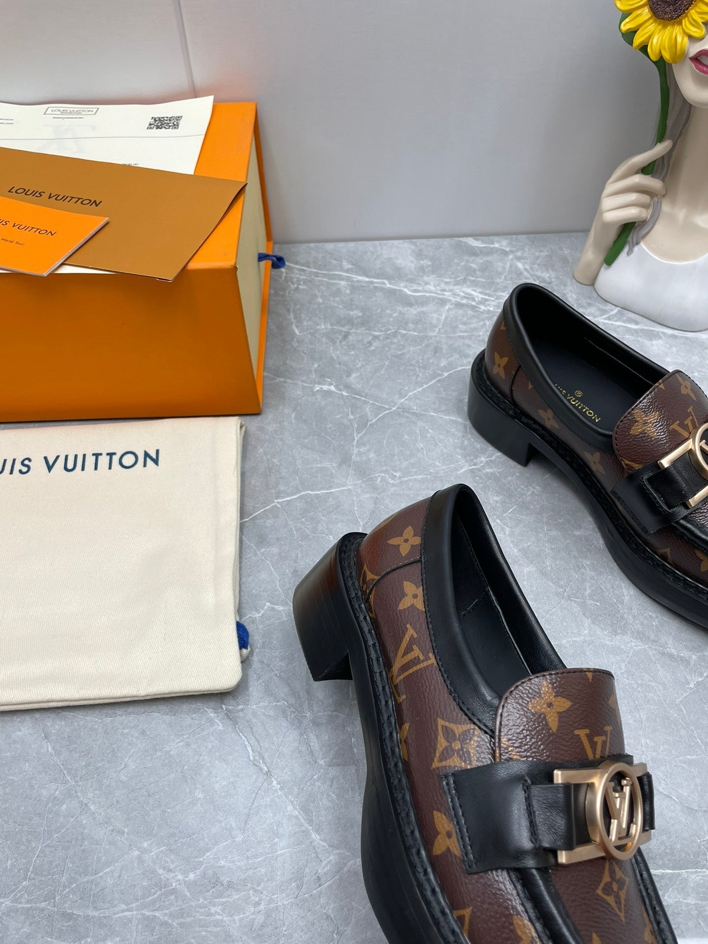 Luxury Shoes - LU-V - 1078