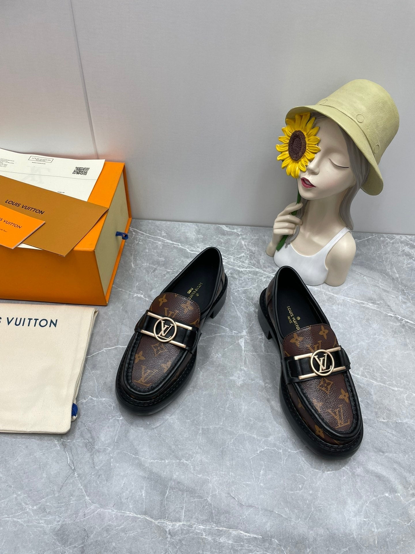 Luxury Shoes - LU-V - 1078