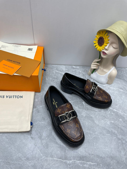 Luxury Shoes - LU-V - 1075