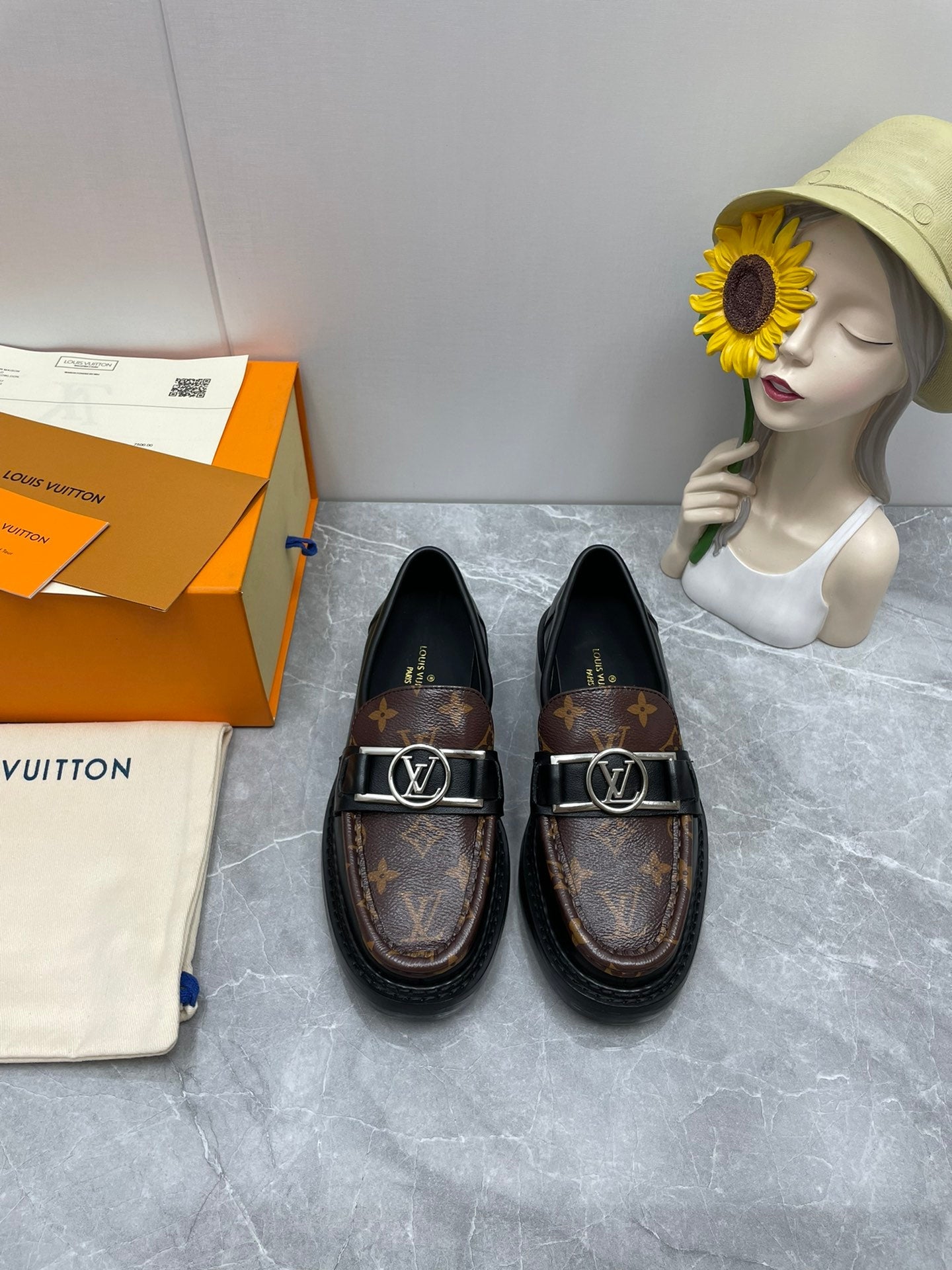 Luxury Shoes - LU-V - 1075