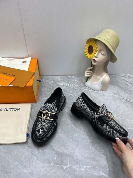 Luxury Shoes - LU-V - 1074