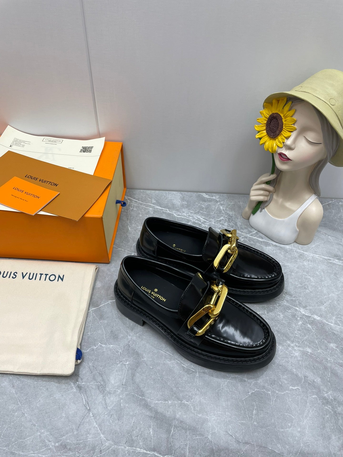 Luxury Shoes - LU-V - 1072