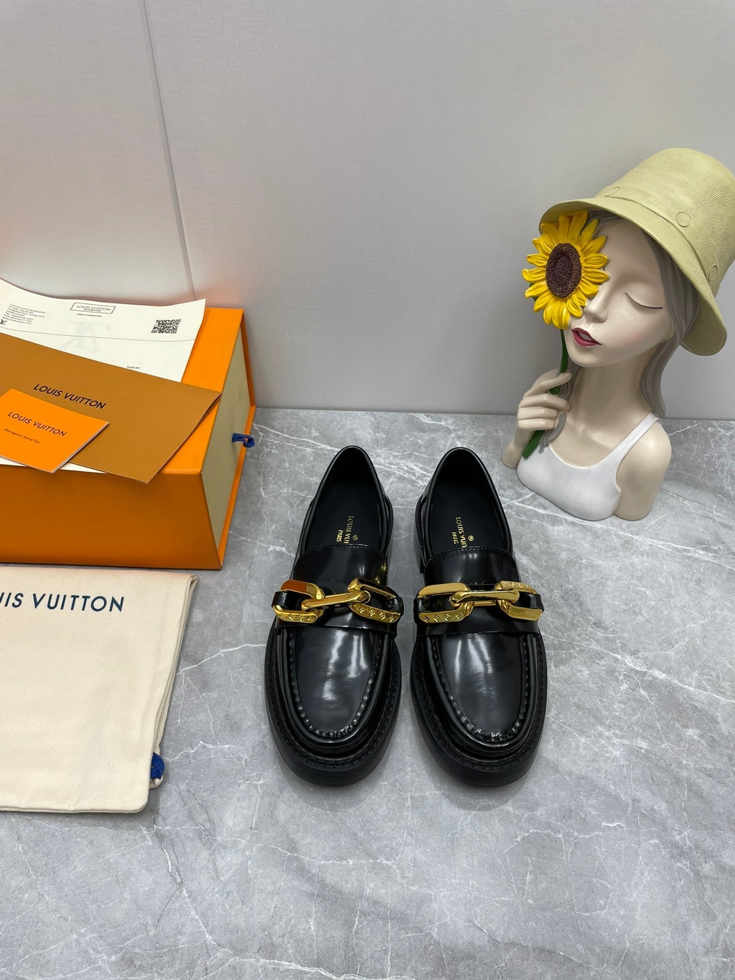 Luxury Shoes - LU-V - 1072