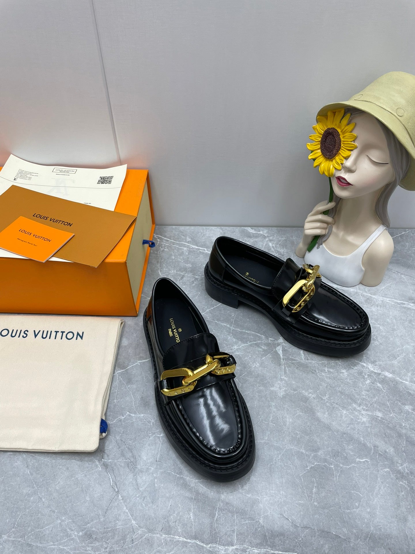 Luxury Shoes - LU-V - 1072