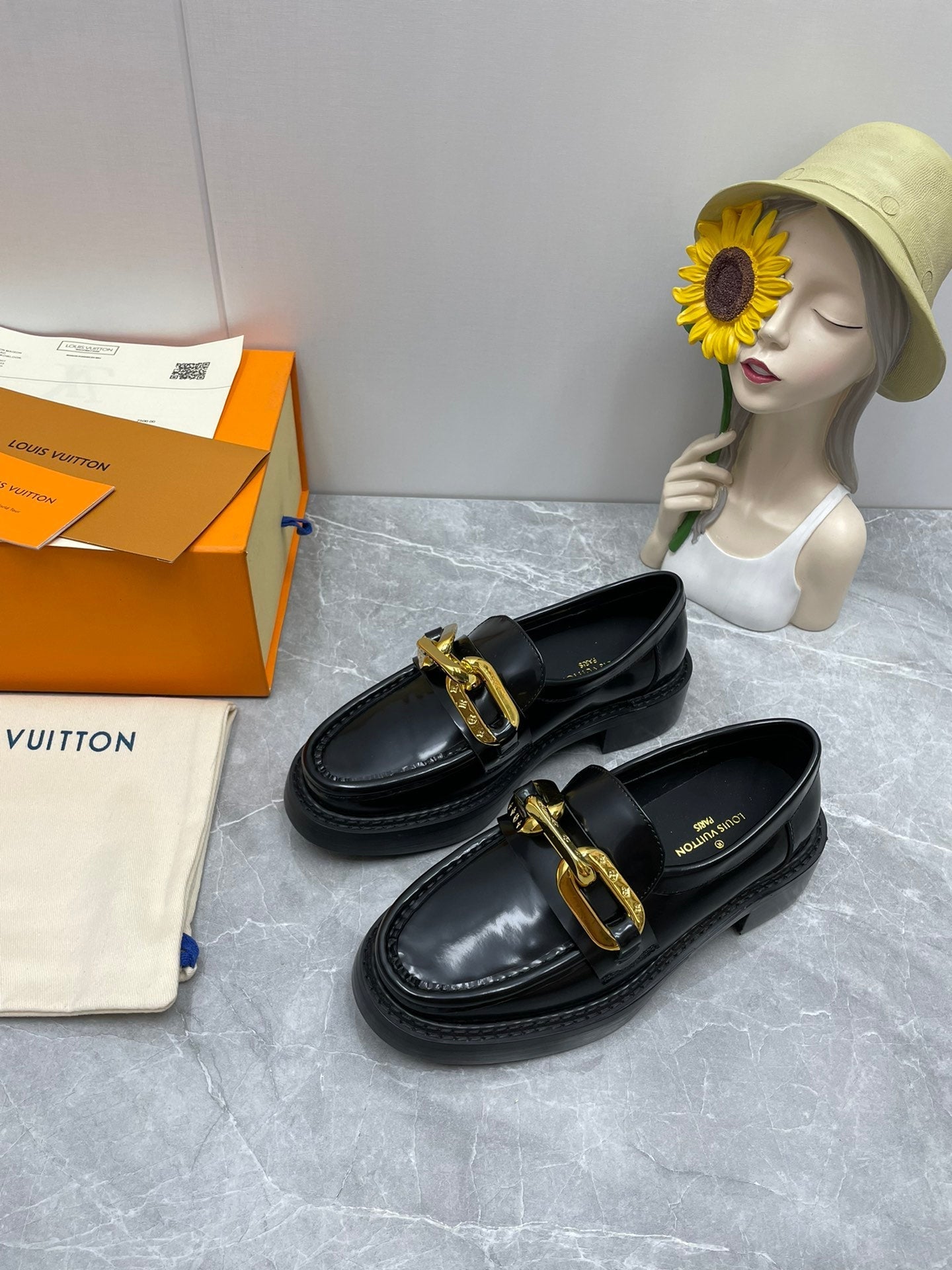 Luxury Shoes - LU-V - 1072