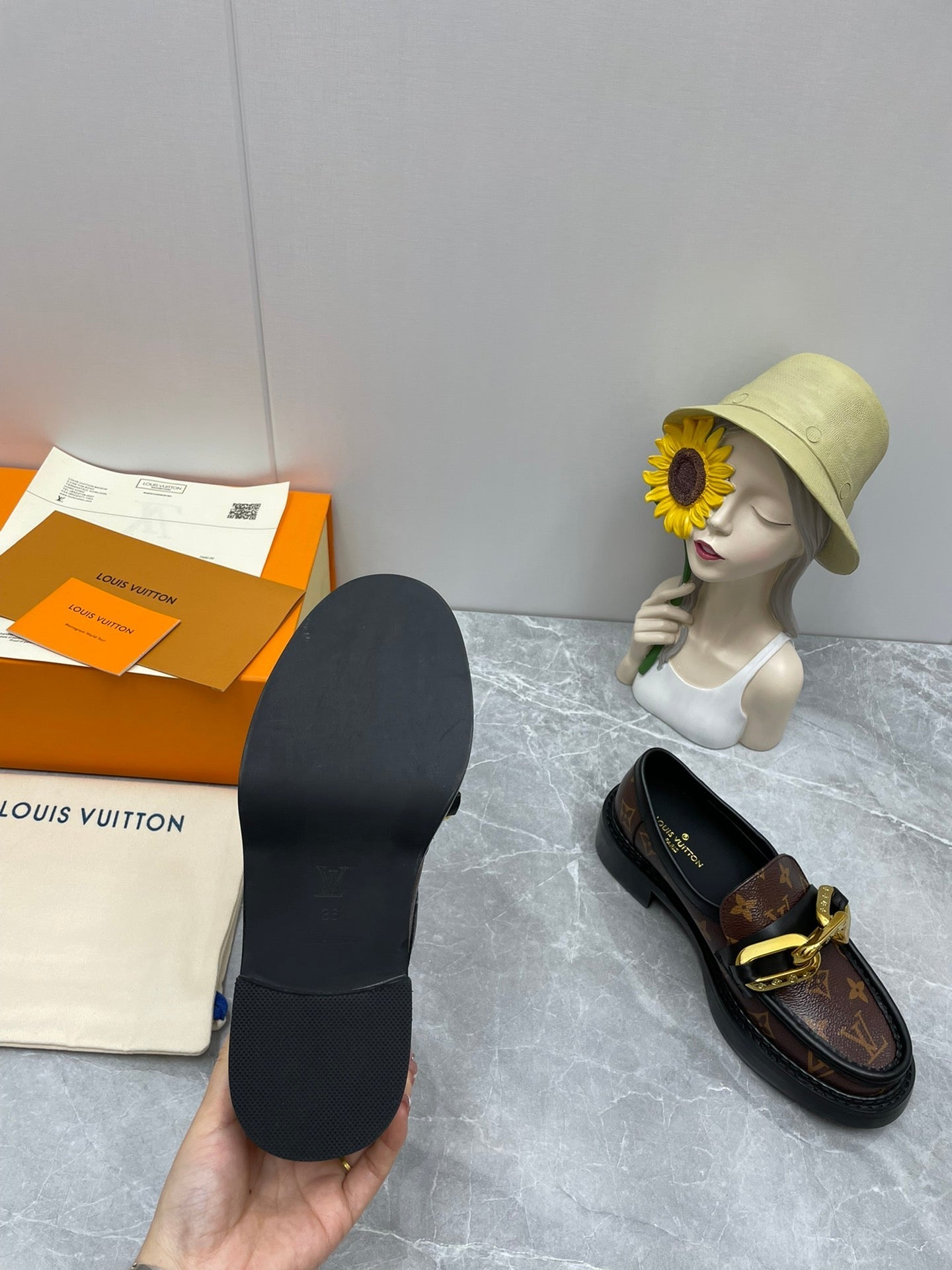 Luxury Shoes - LU-V - 1071