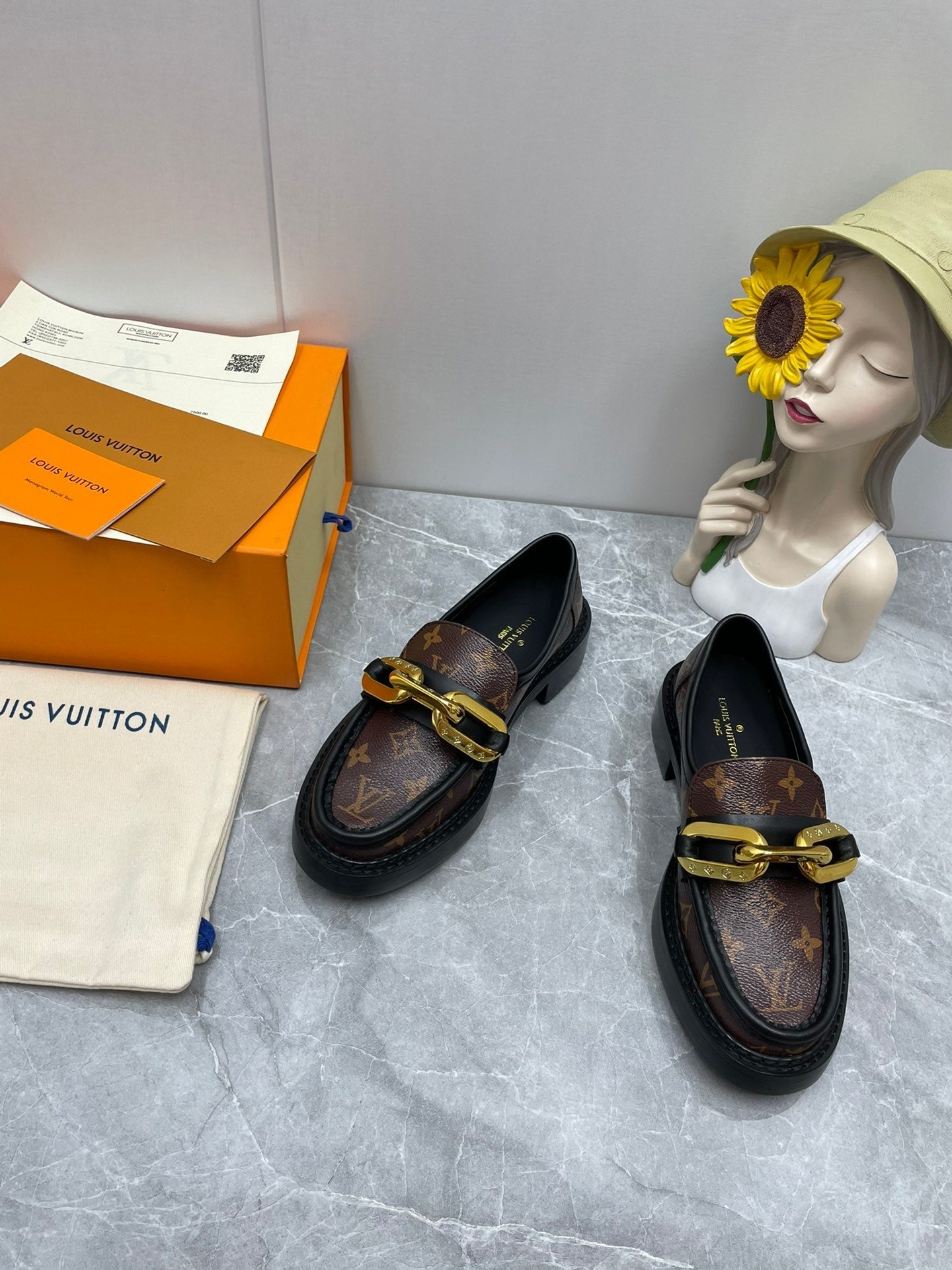 Luxury Shoes - LU-V - 1071