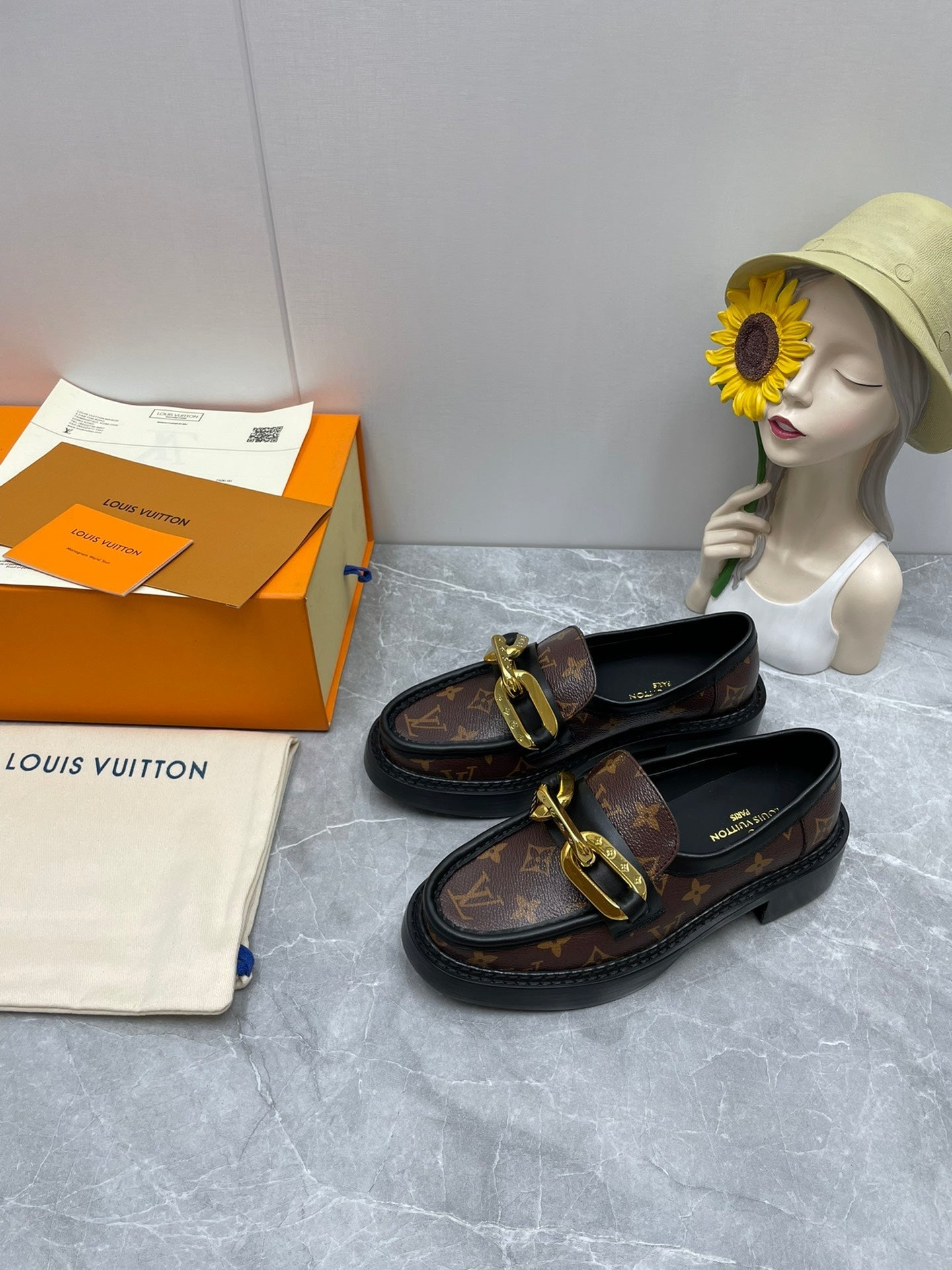 Luxury Shoes - LU-V - 1071