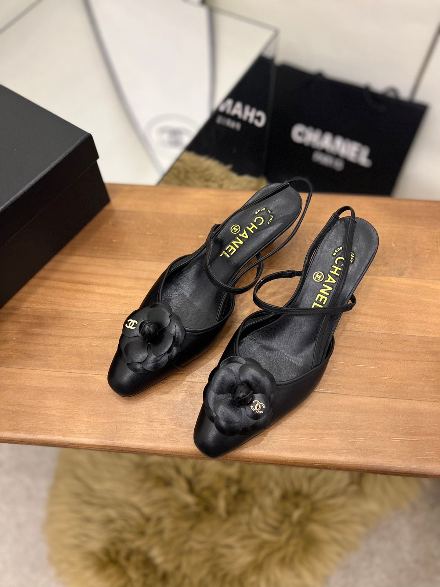 Luxury Shoes Sandals - CHL - 1505