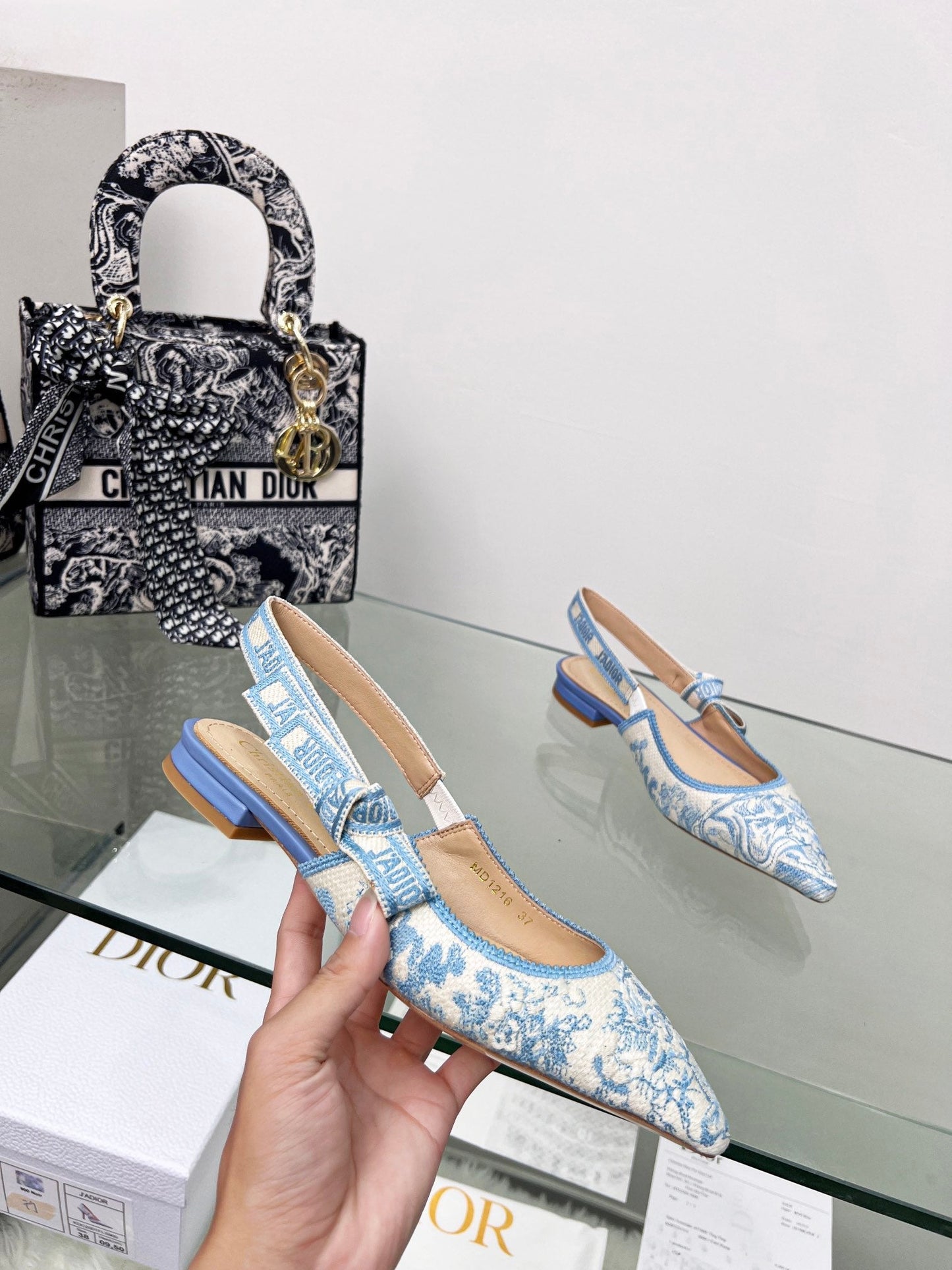 Luxury Shoes - DIR - 994