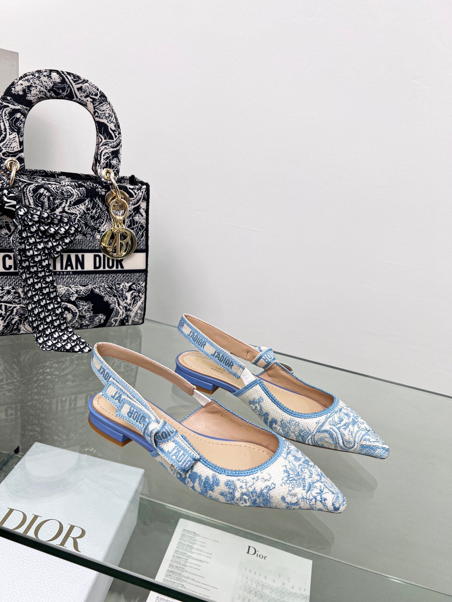 Luxury Shoes - DIR - 994