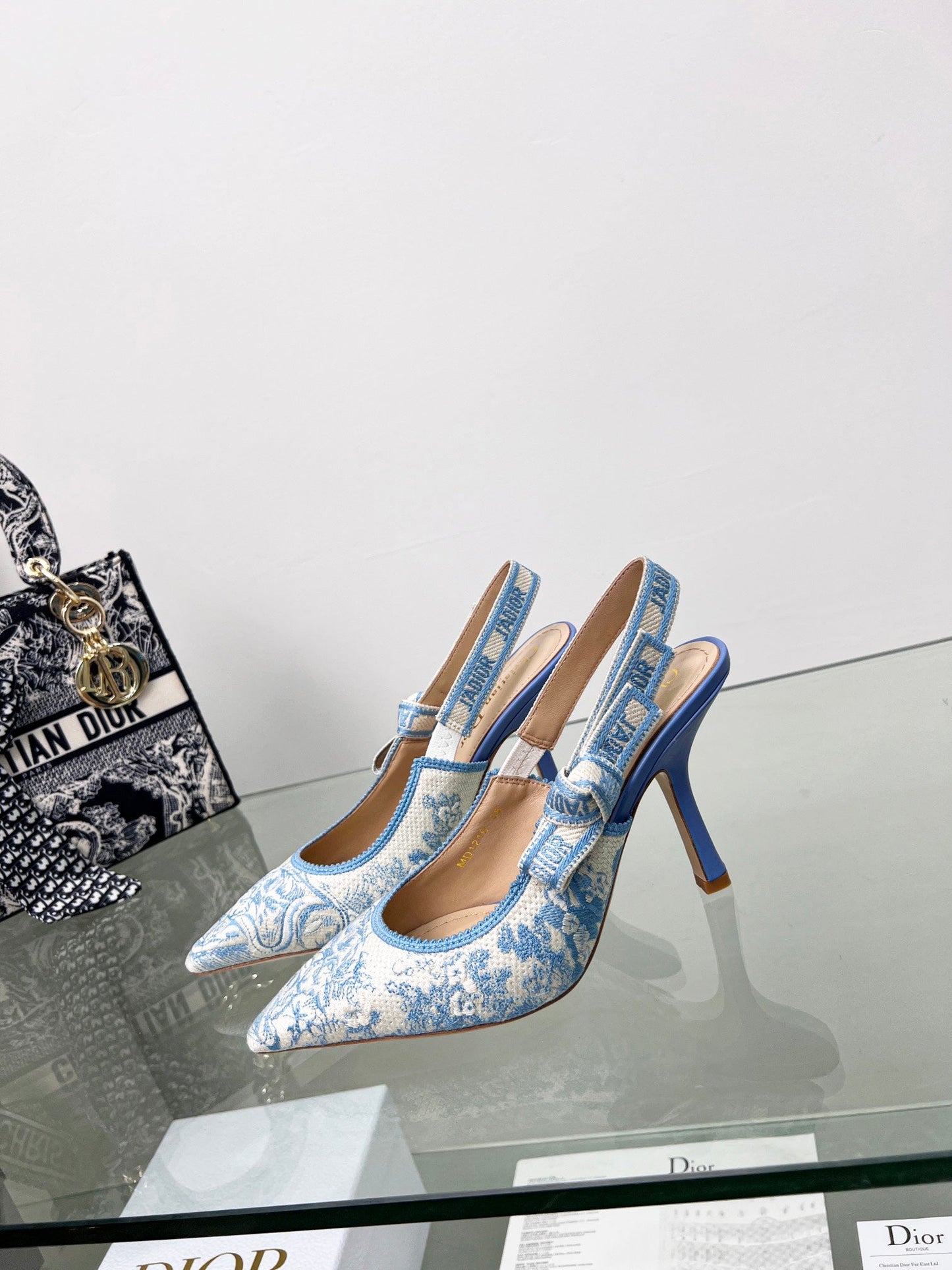 Luxury Shoes - DIR - 992