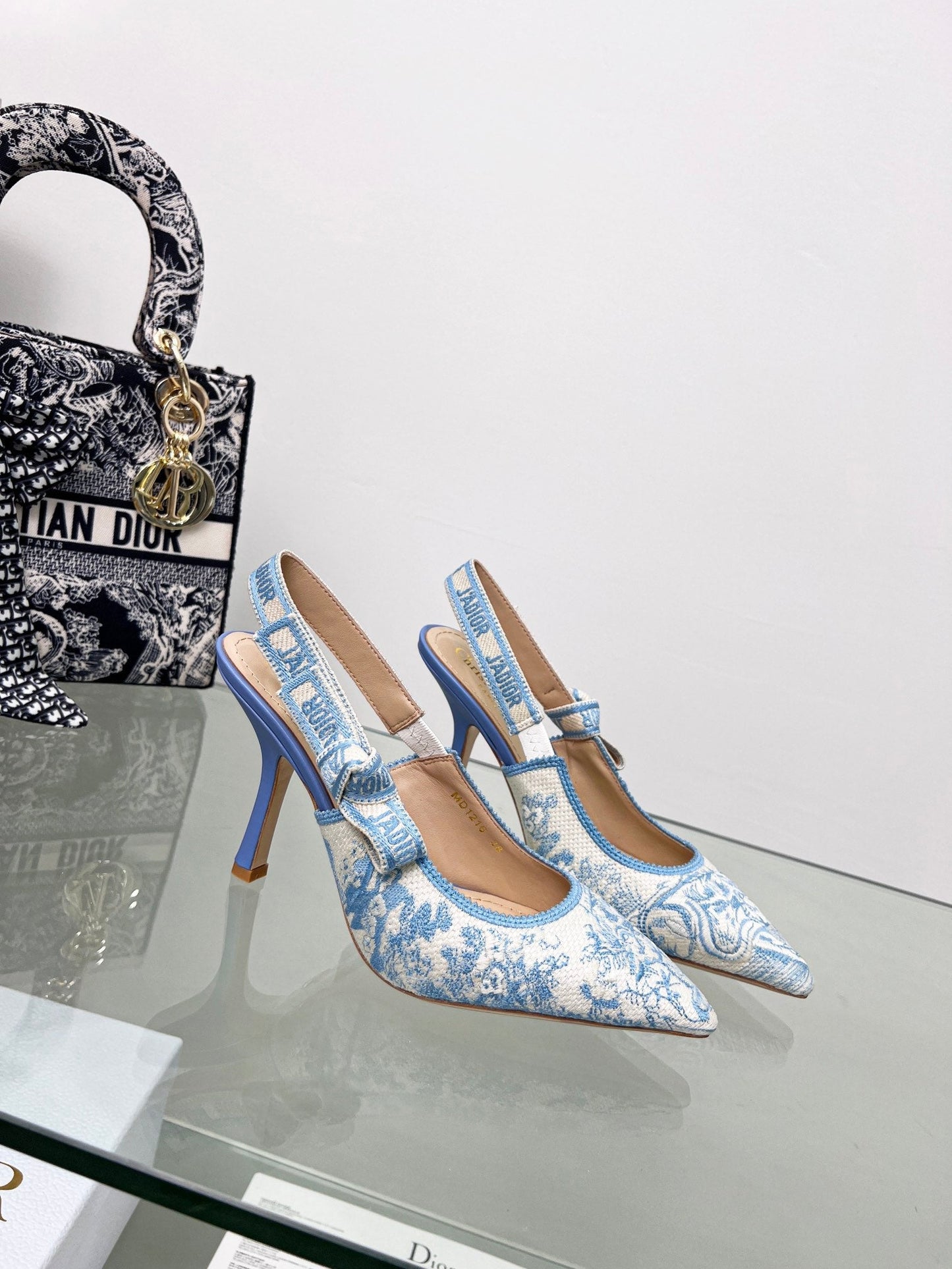 Luxury Shoes - DIR - 992