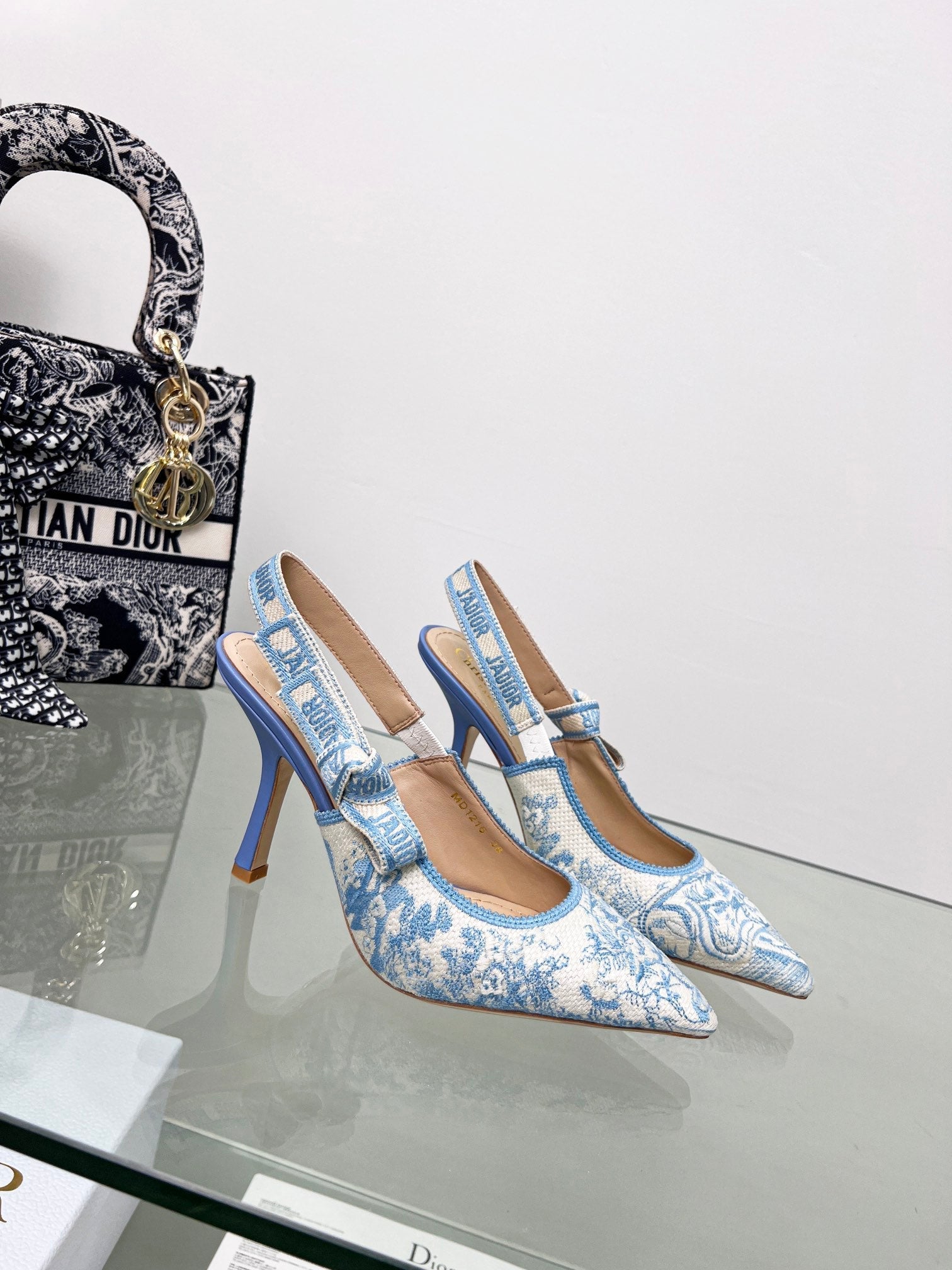 Luxury Shoes - DIR - 992