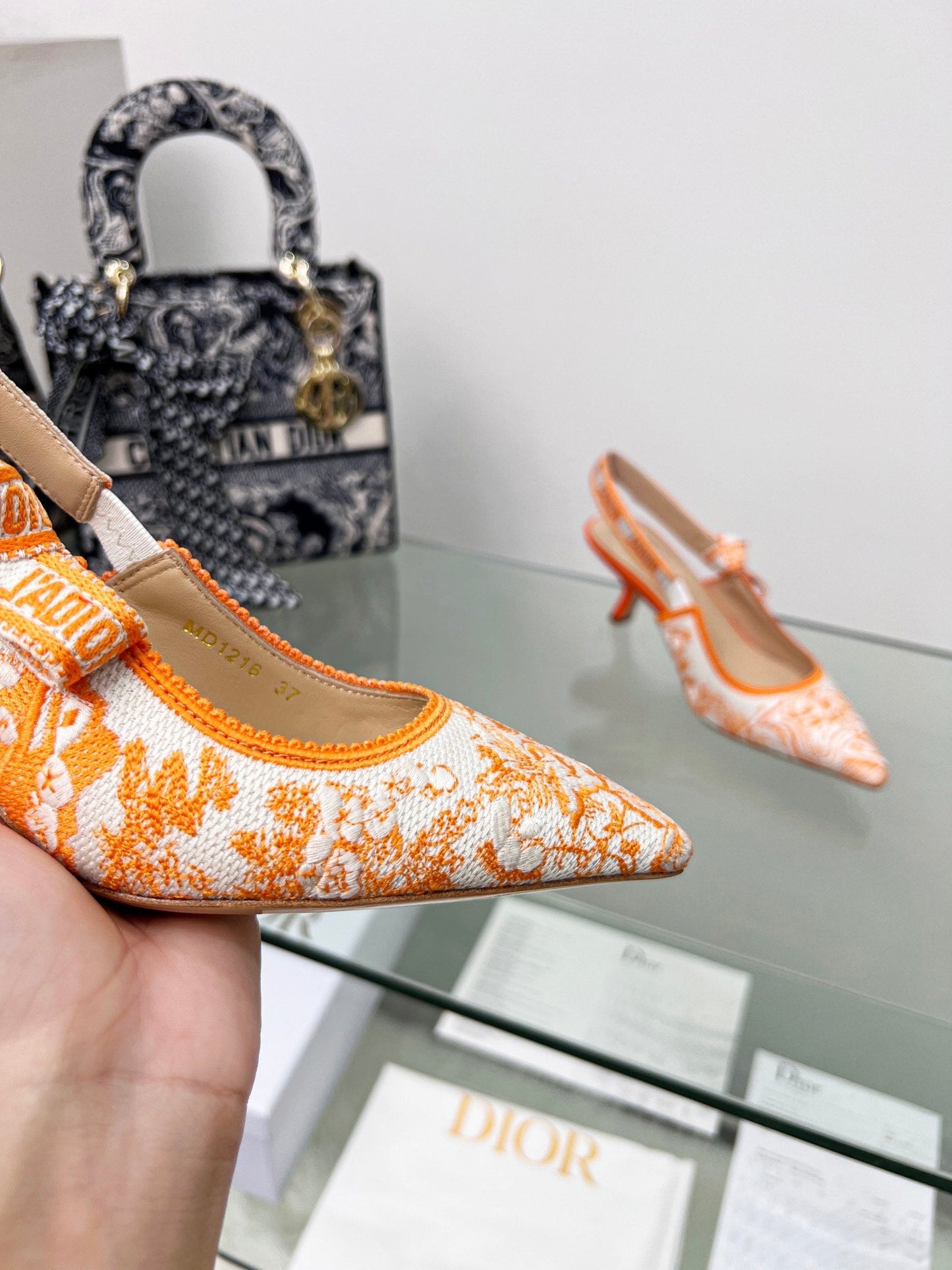 Luxury Shoes - DIR - 990