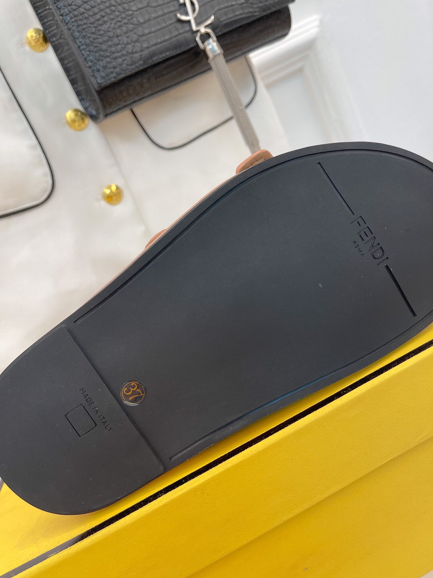 Luxury Shoes - FED - 505