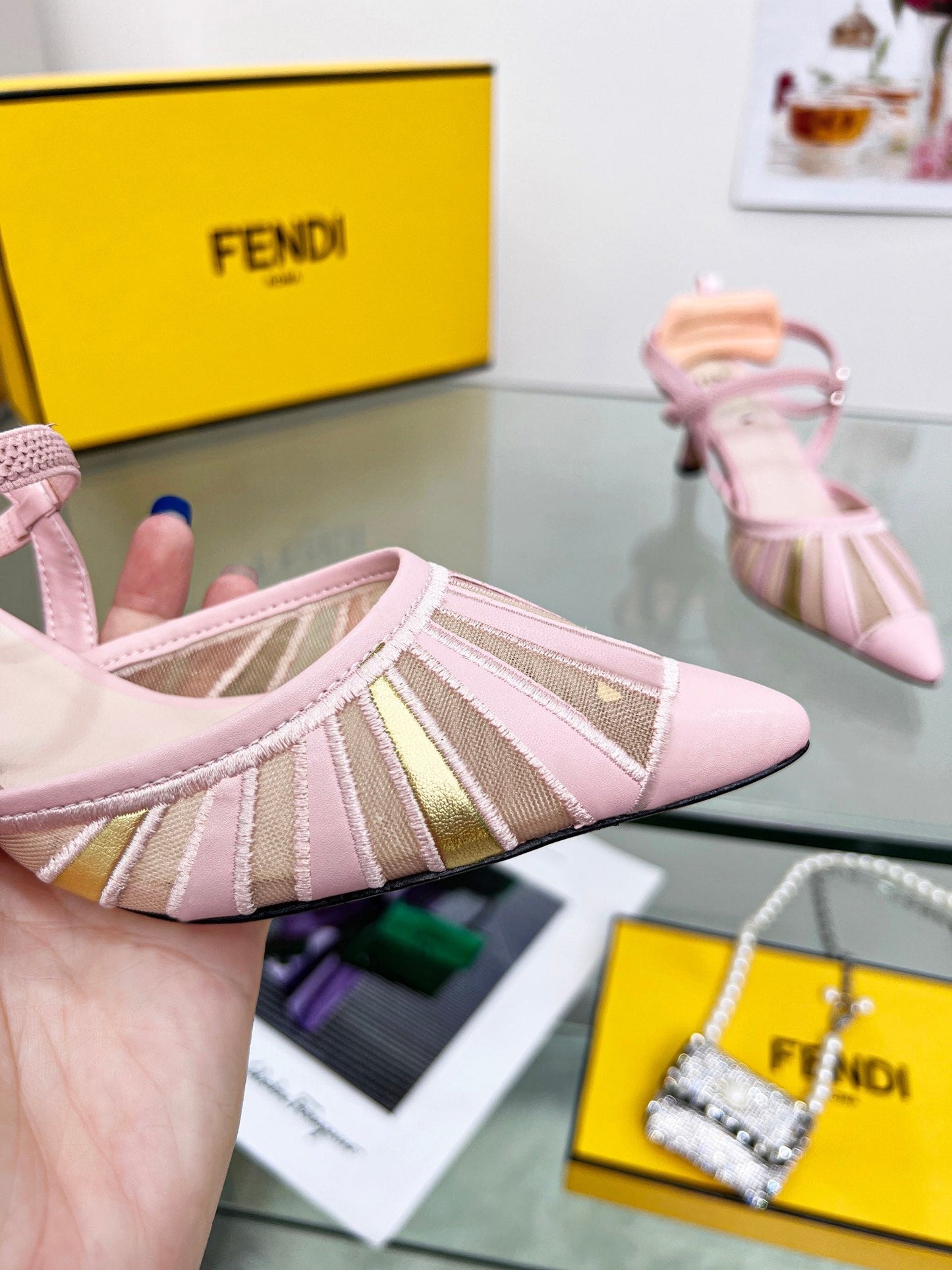 Luxury Shoes - FED - 485