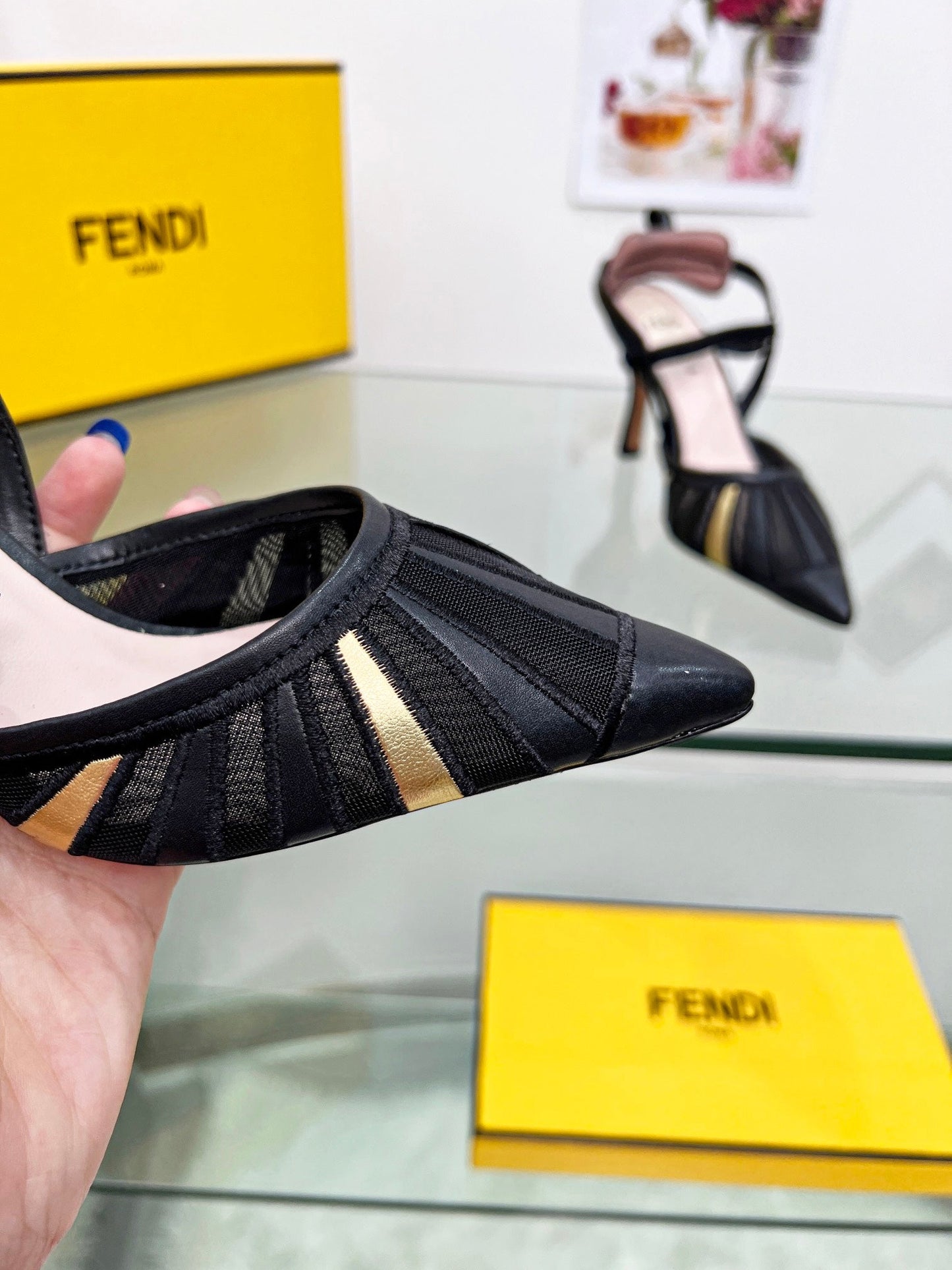 Luxury Shoes - FED - 484