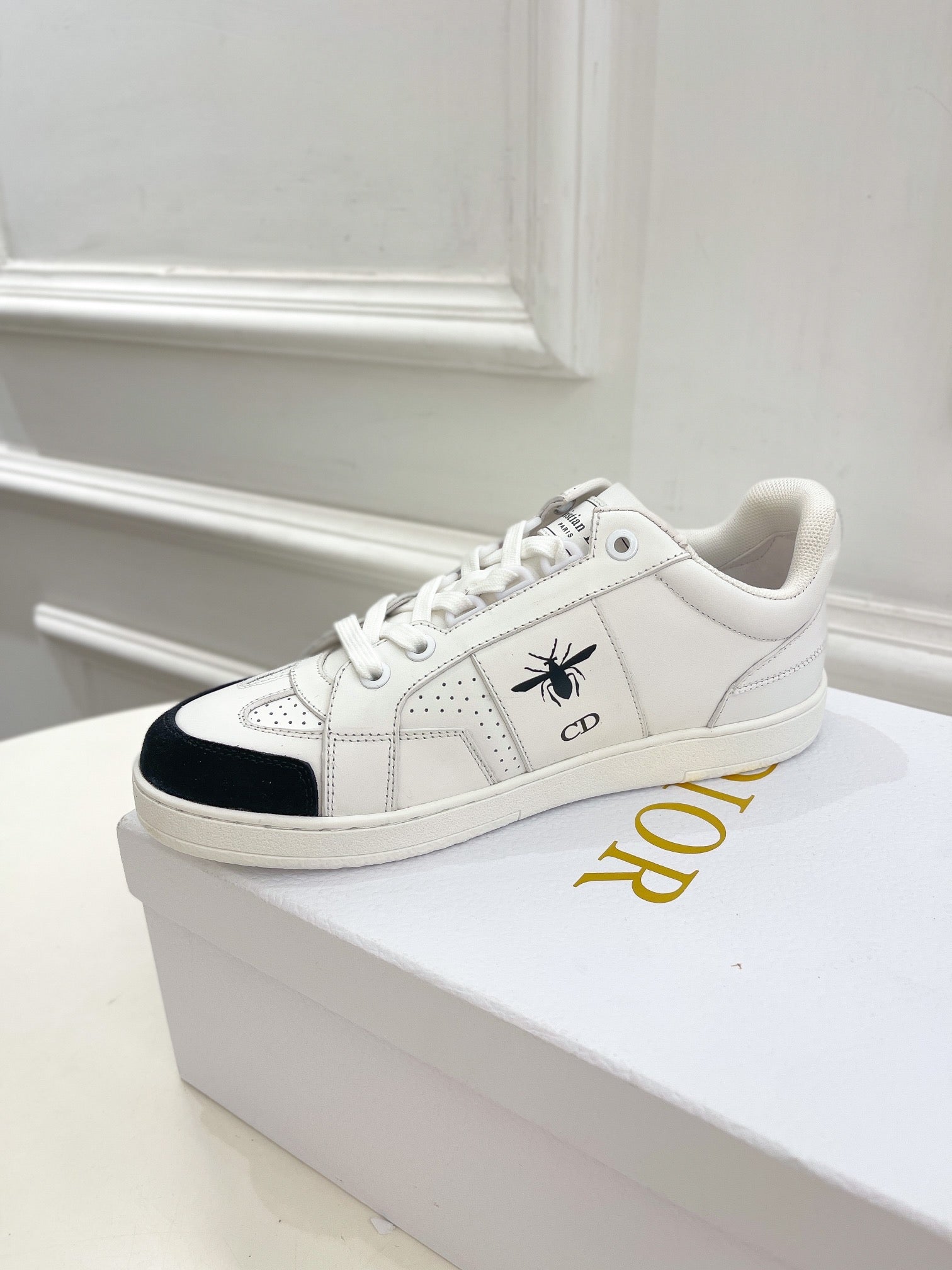 Luxury Shoes - DIR - 954