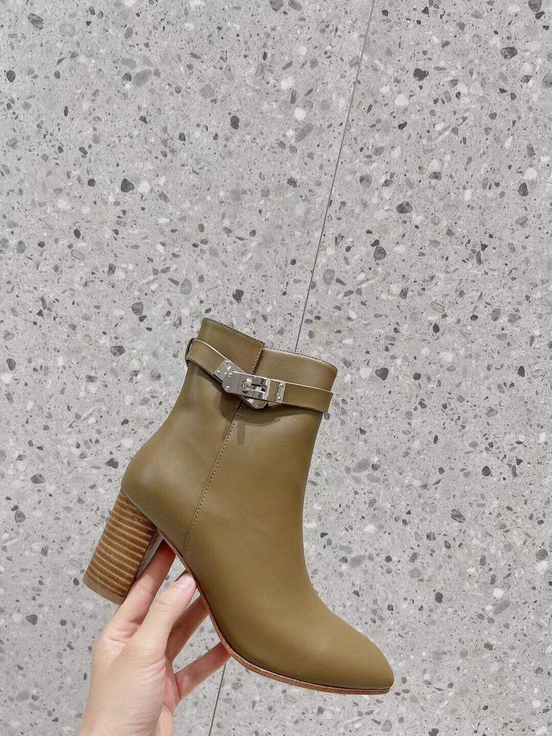 Luxury Shoes - HMS - 659