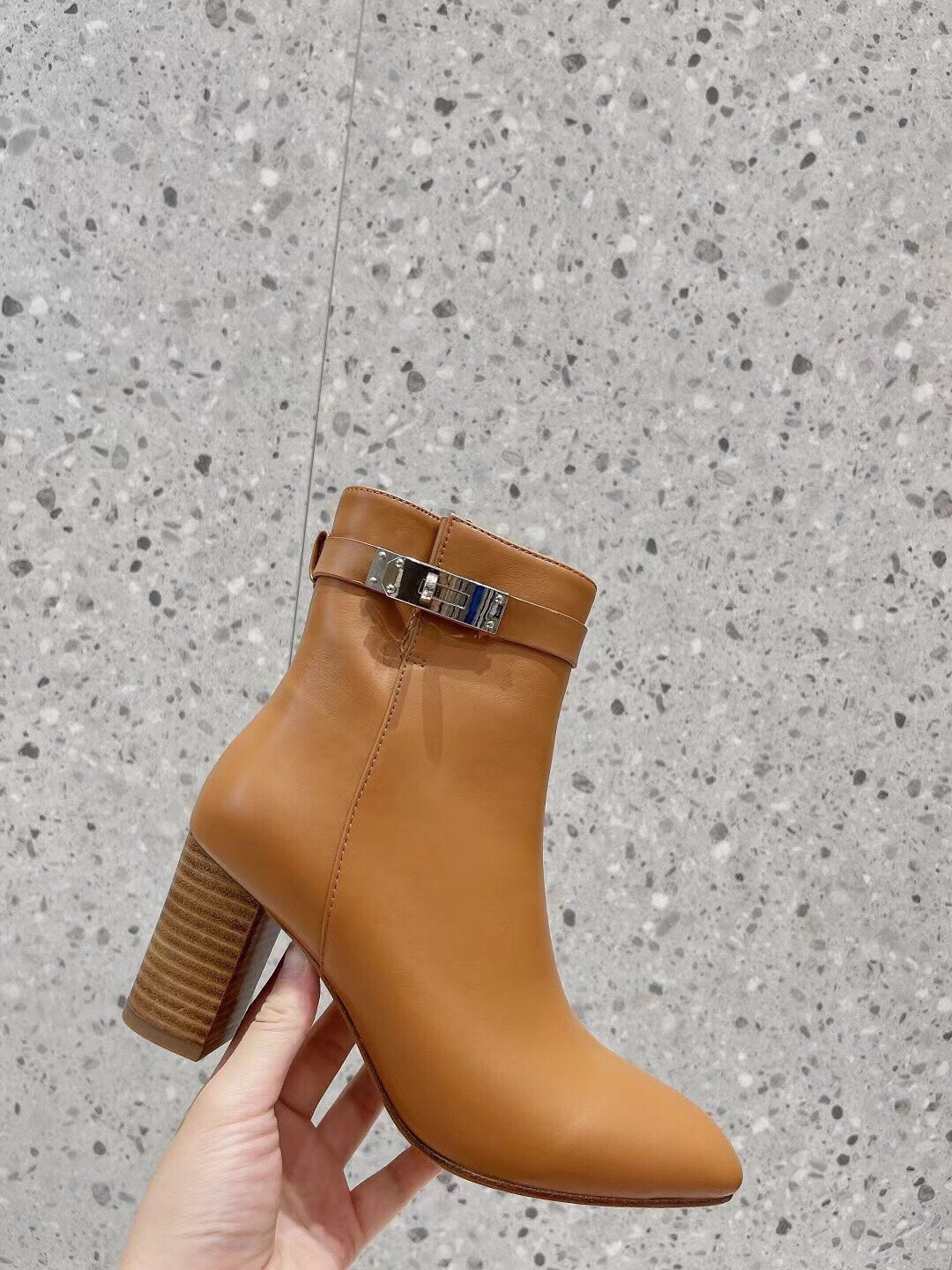 Luxury Shoes - HMS - 660