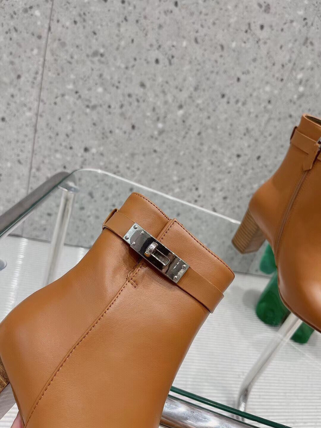 Luxury Shoes - HMS - 660