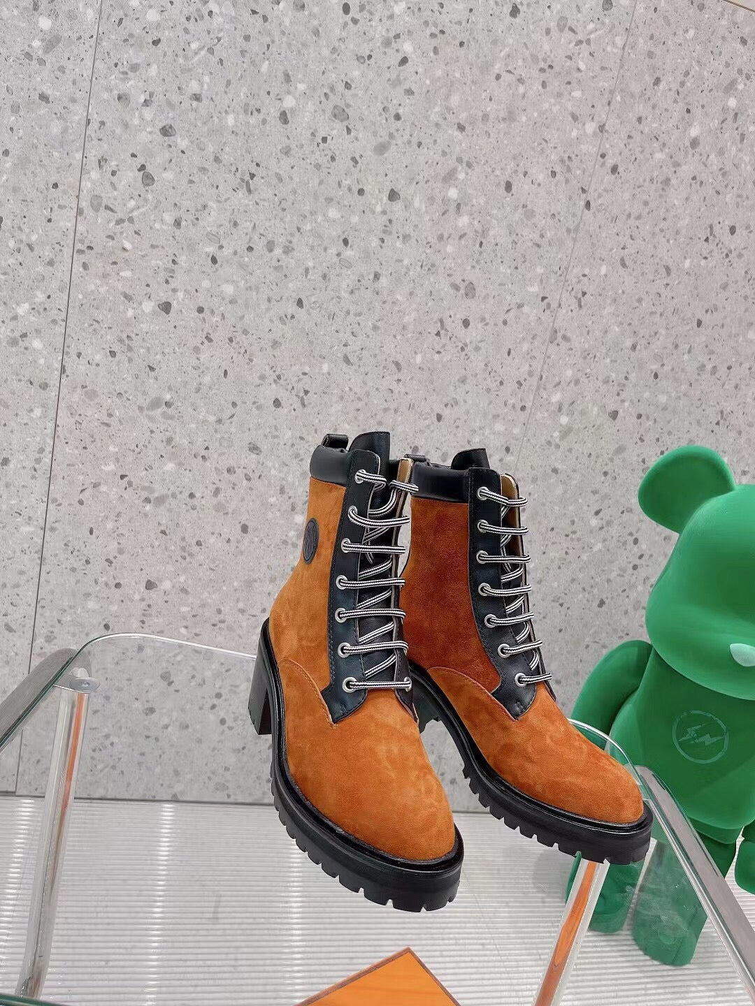 Luxury Shoes - HMS - 676